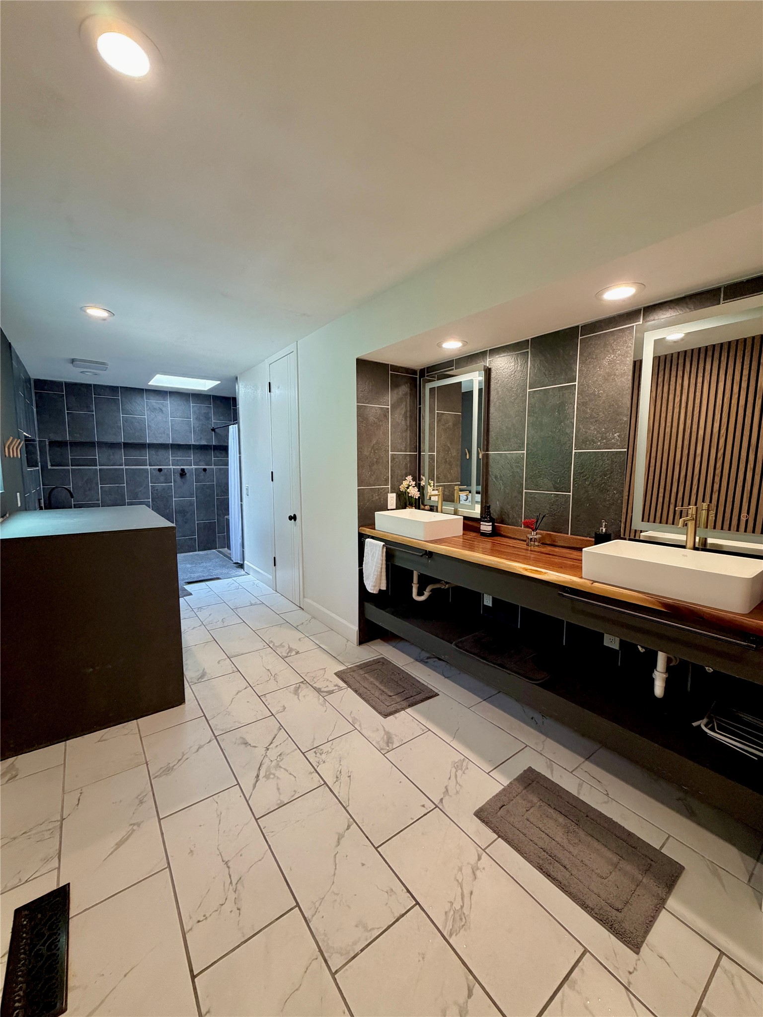 7 Winged Foot Drive Property Photo 16