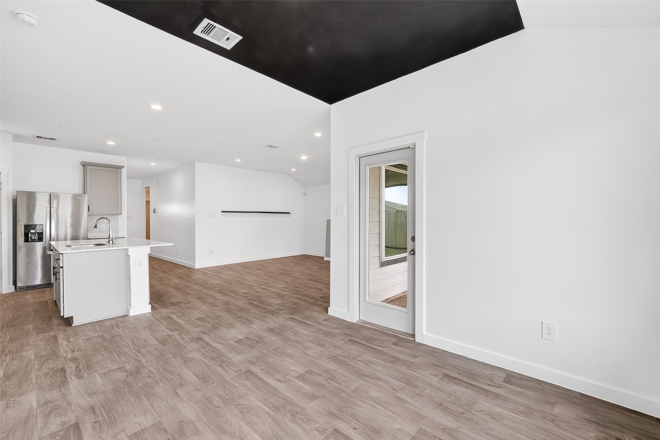 1710 Mountain Echo Drive Property Photo 12