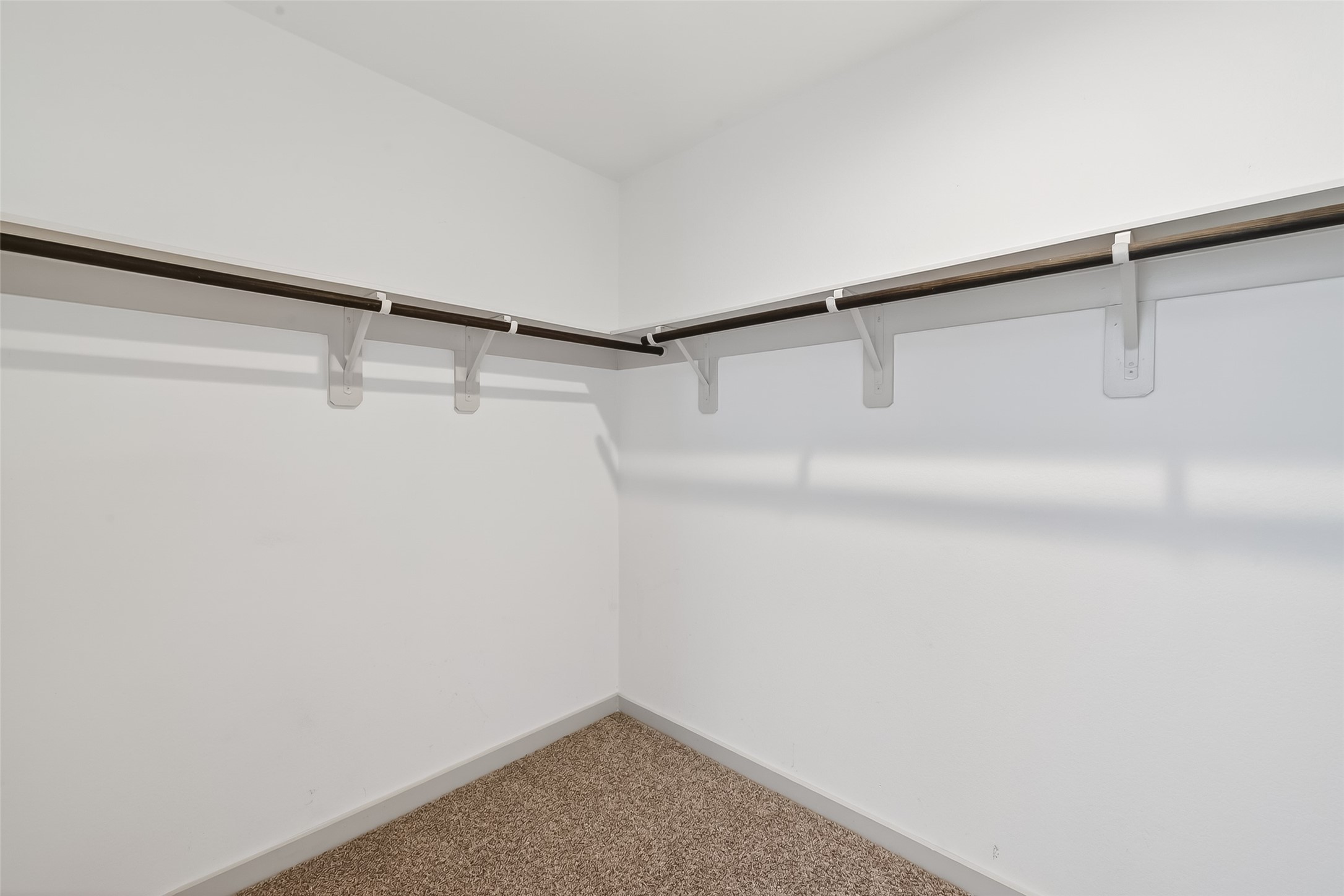 1710 Mountain Echo Drive Property Photo 17