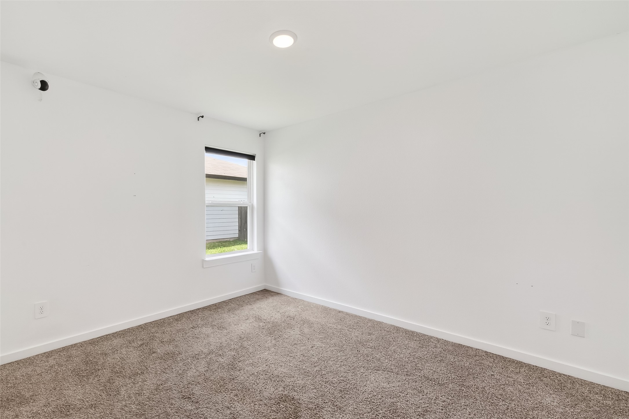 1710 Mountain Echo Drive Property Photo 20