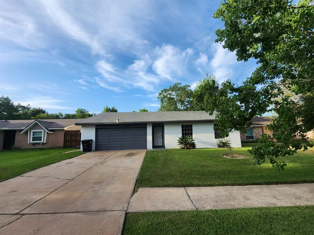 5110 Ridgeton Drive Property Photo 1