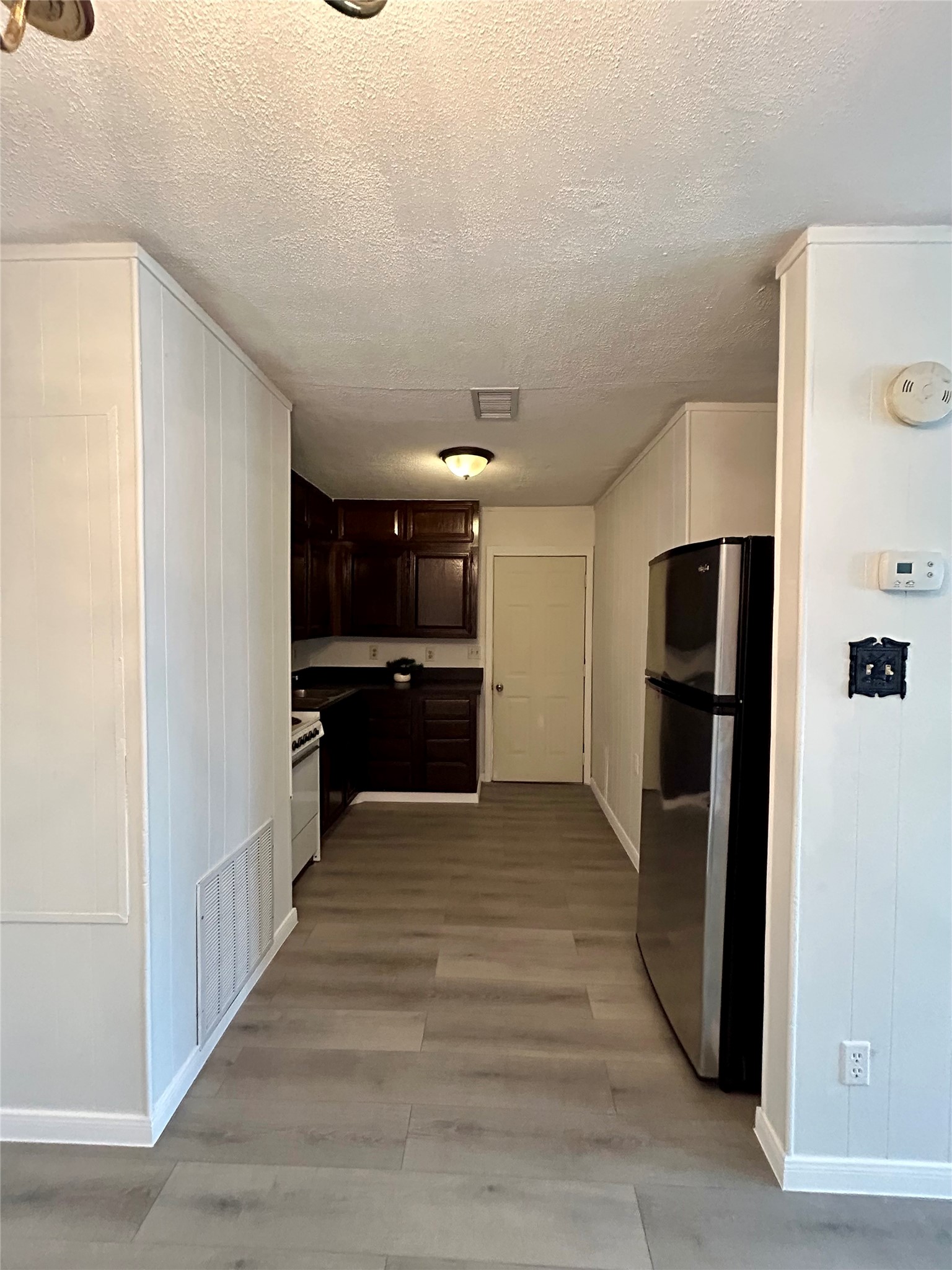 12741 Arp Street Property Photo 5