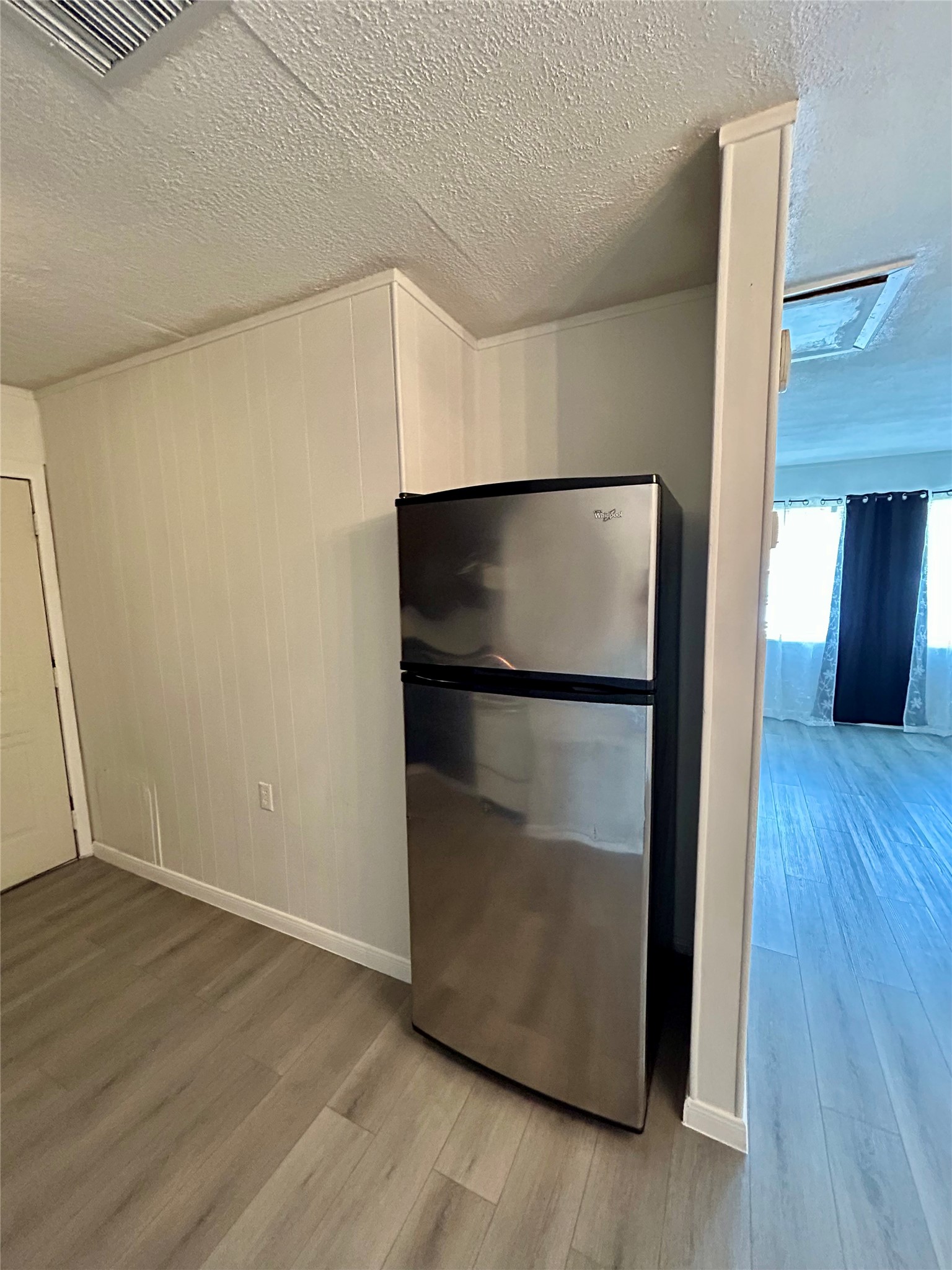 12741 Arp Street Property Photo 6