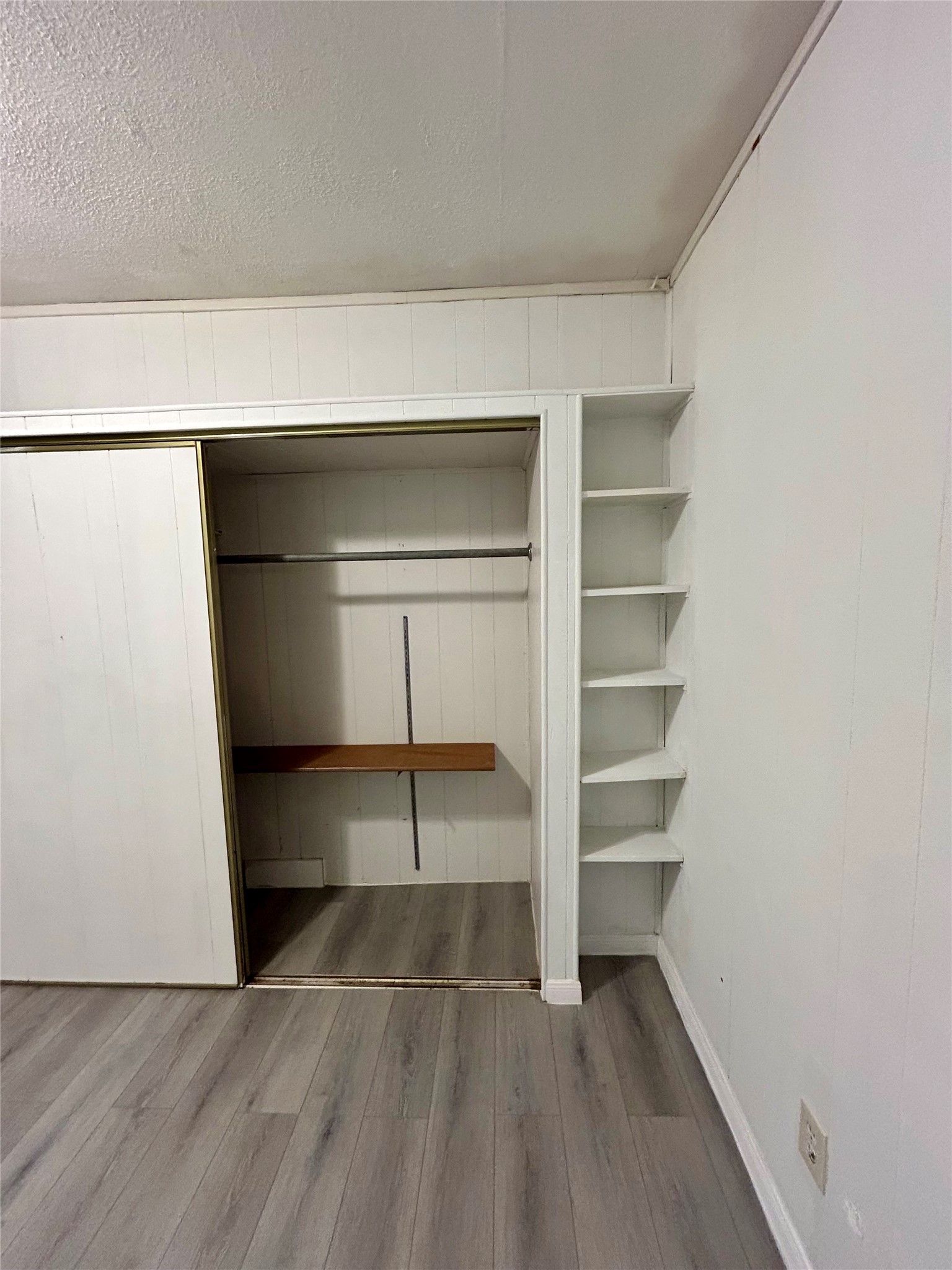 12741 Arp Street Property Photo 11
