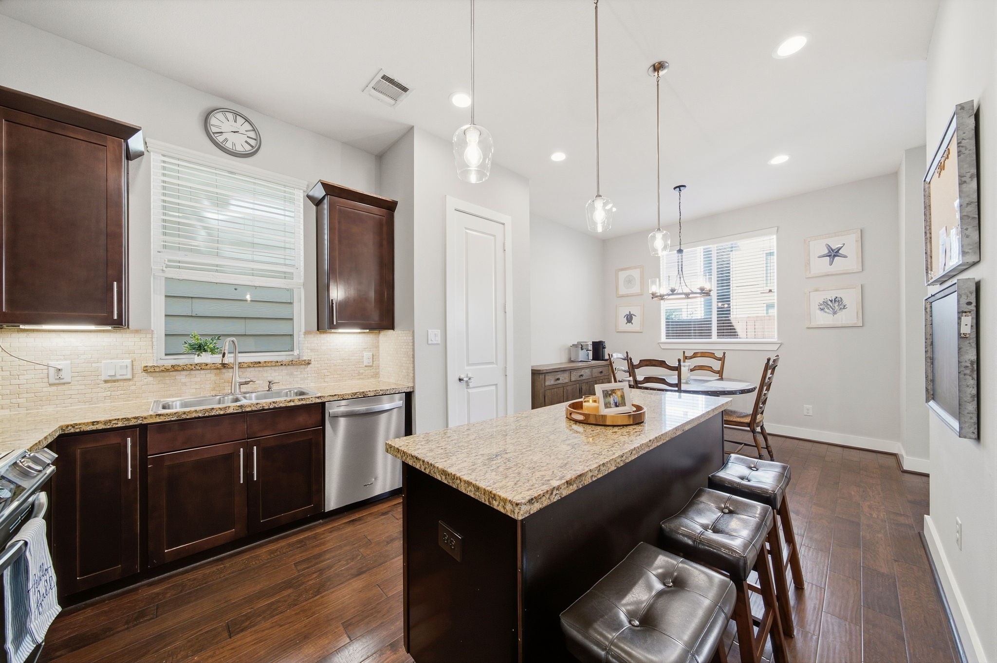 8816 Hollister Square Court Property Photo 10