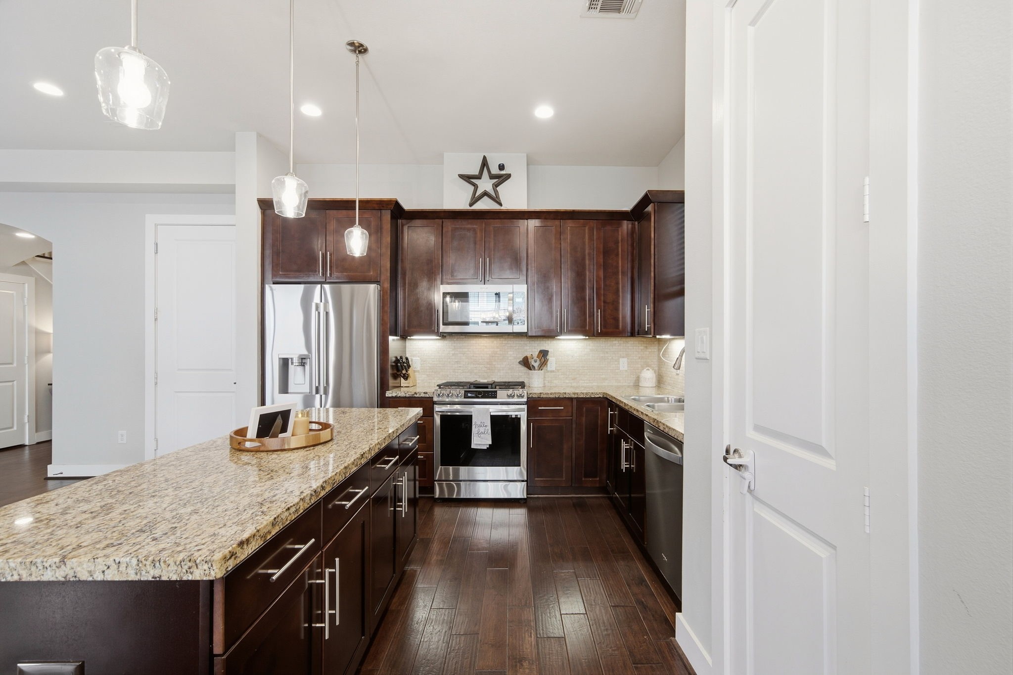 8816 Hollister Square Court Property Photo 16