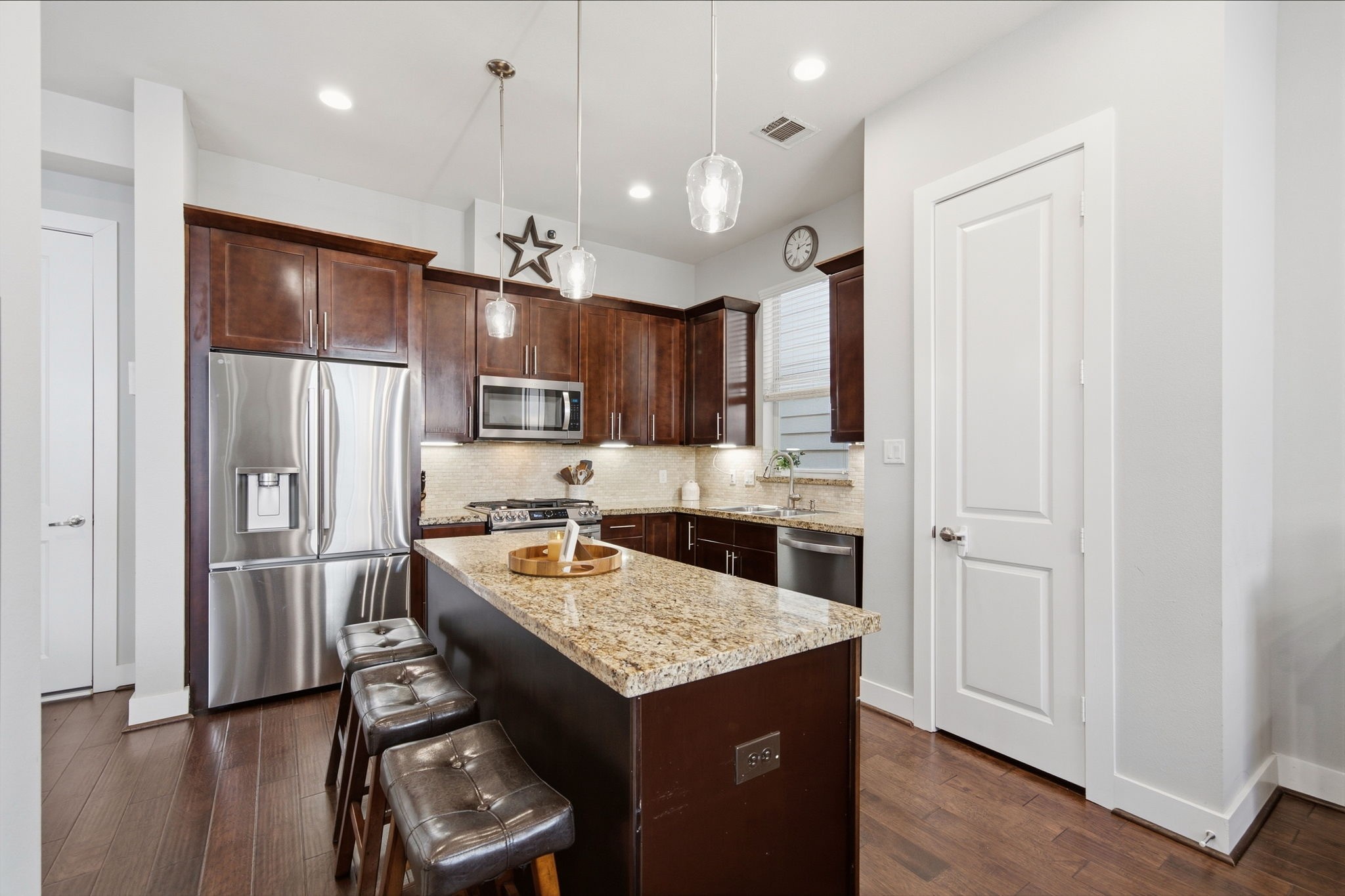 8816 Hollister Square Court Property Photo 20