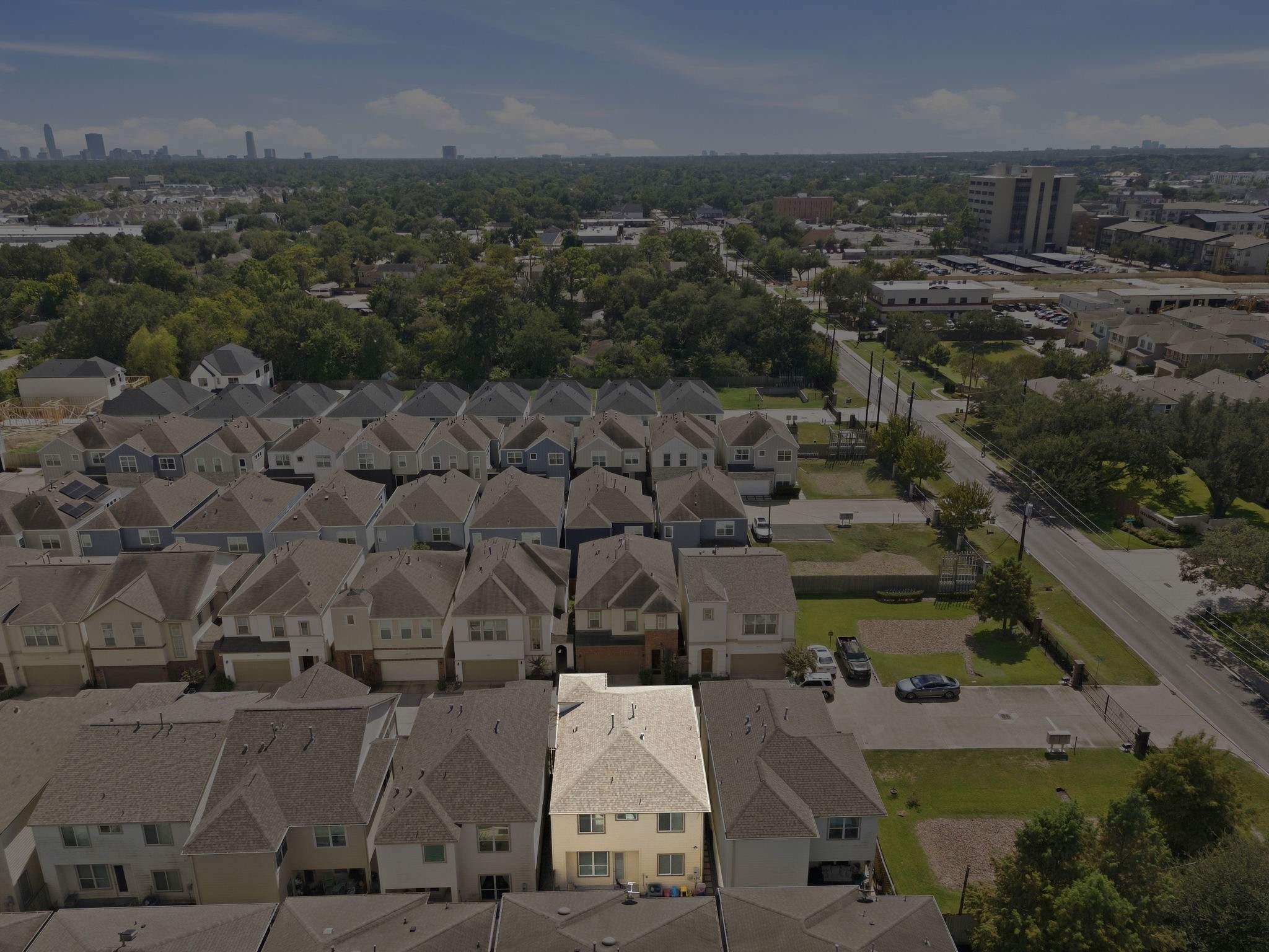 8816 Hollister Square Court Property Photo 33
