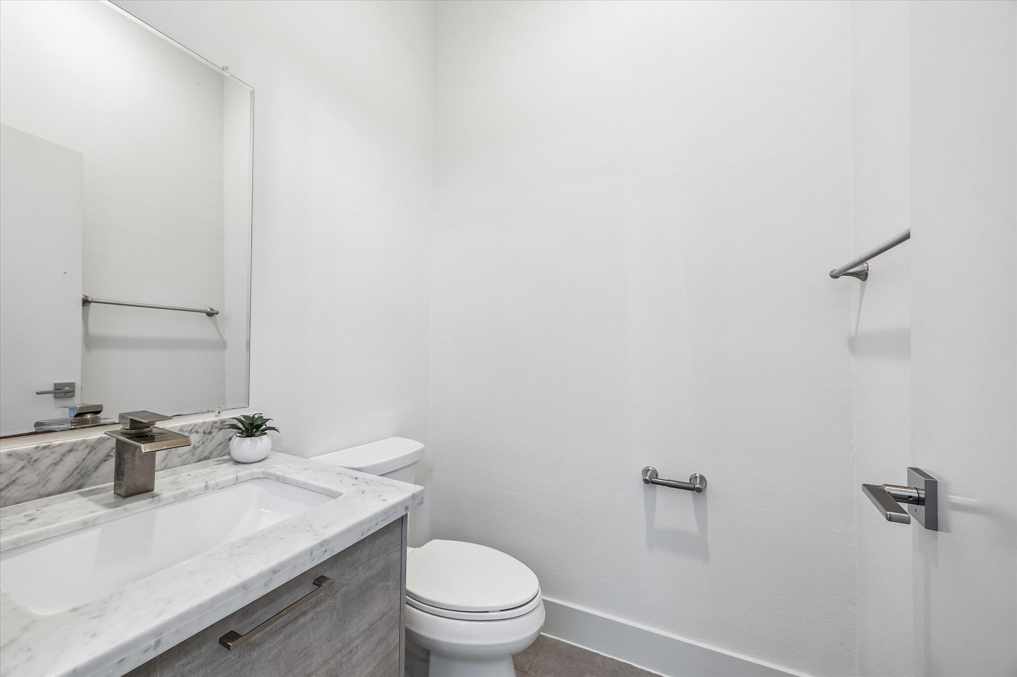 1215 Summer Street A Property Photo 18