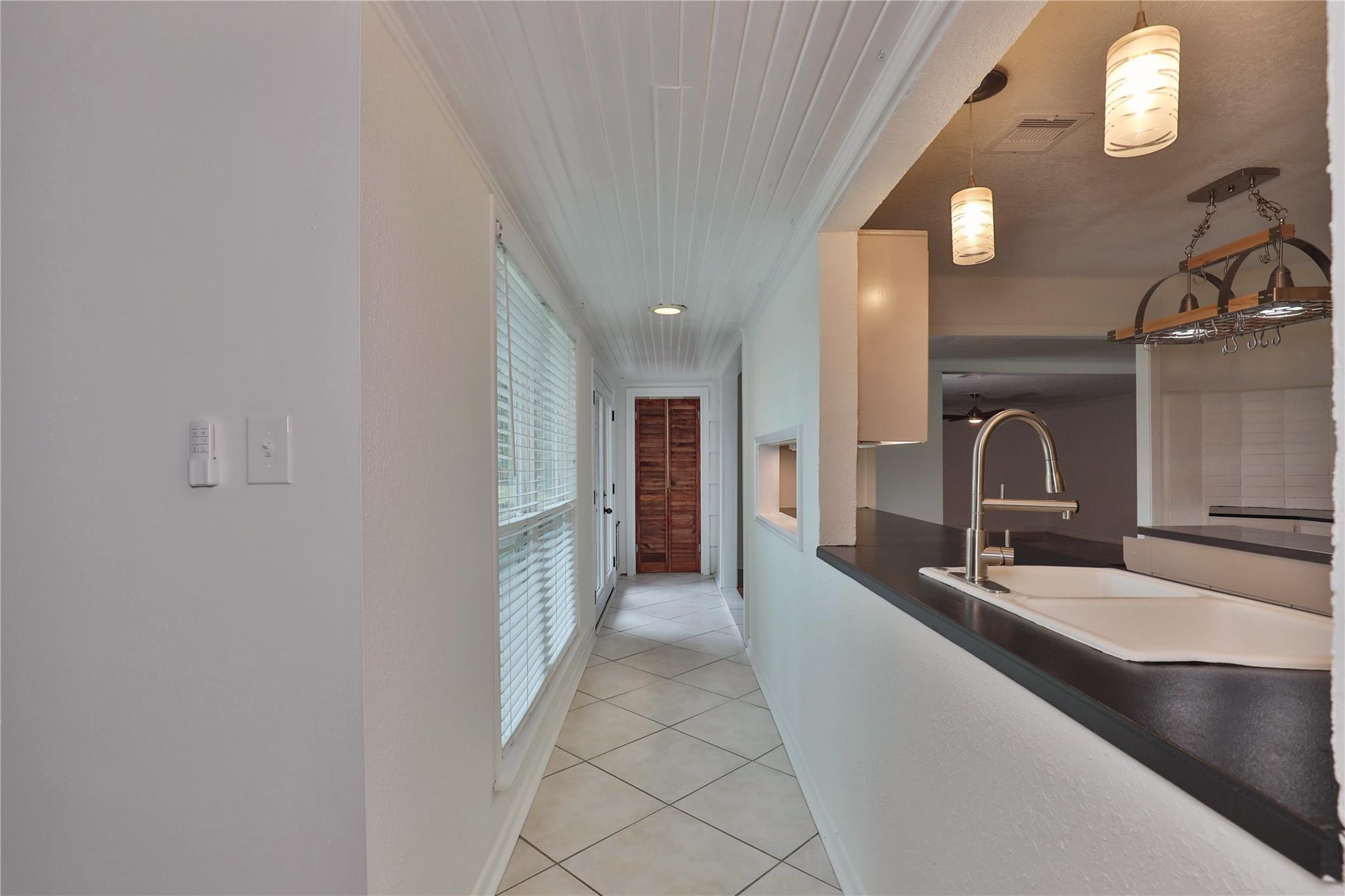 114 Persimmon Lane, Lake Jackson Tx 77566 Property Photo 14