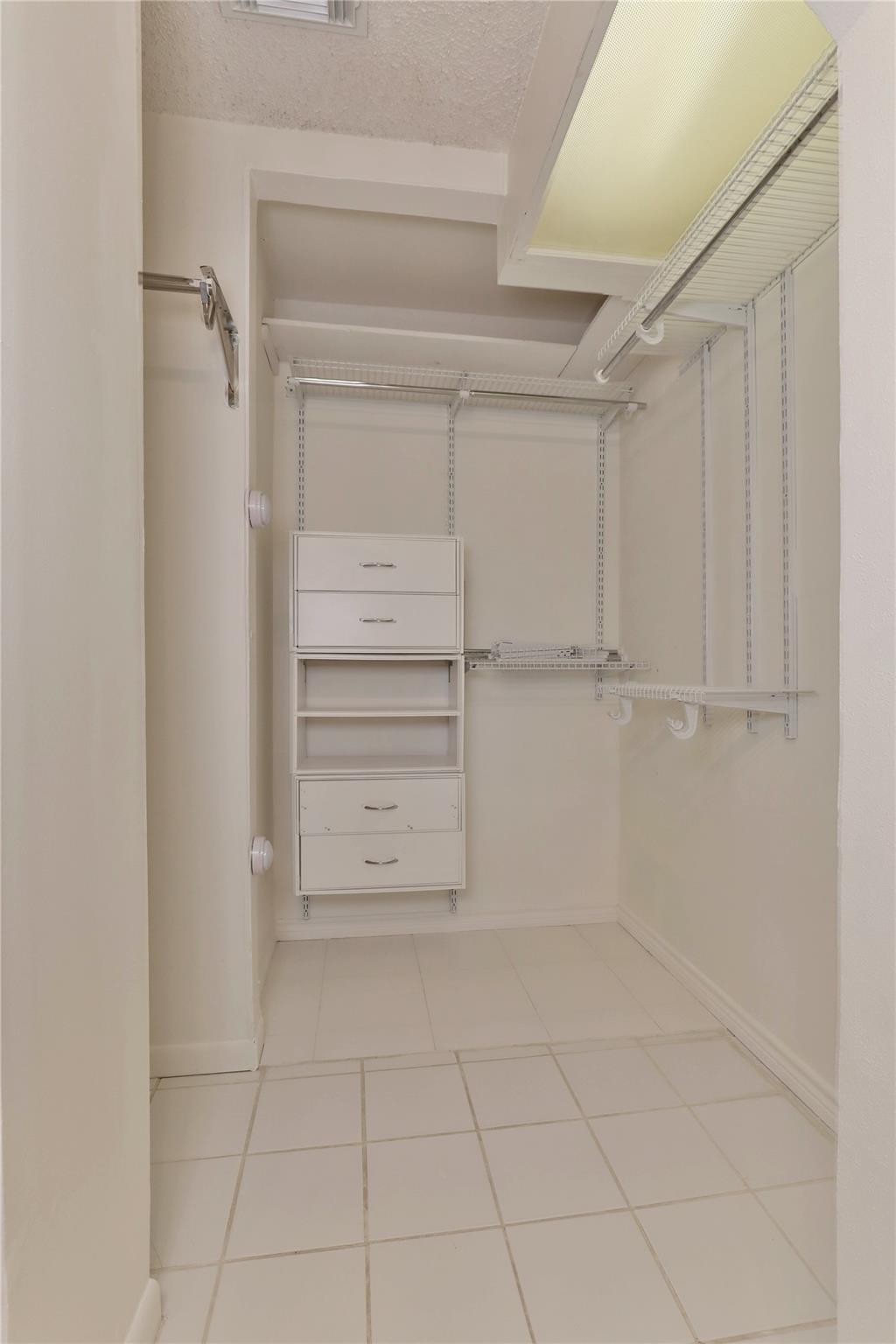 114 Persimmon Lane, Lake Jackson Tx 77566 Property Photo 20