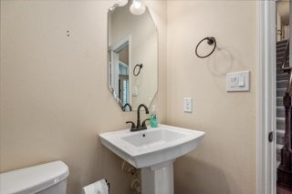 8105 Tranquil Lake Way Property Photo 14