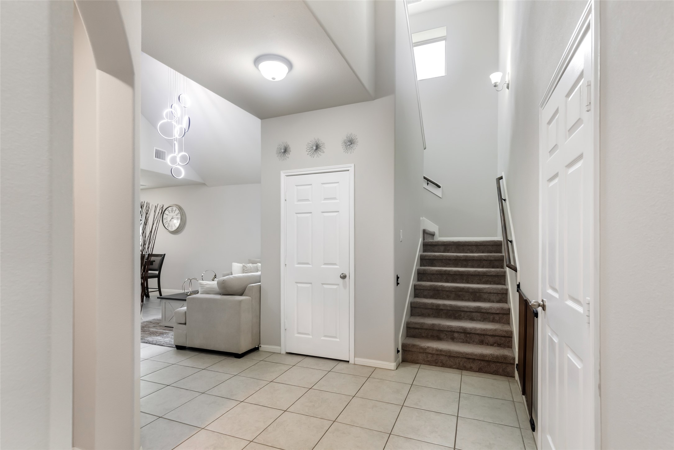 12923 Gallowhill Drive Property Photo 13