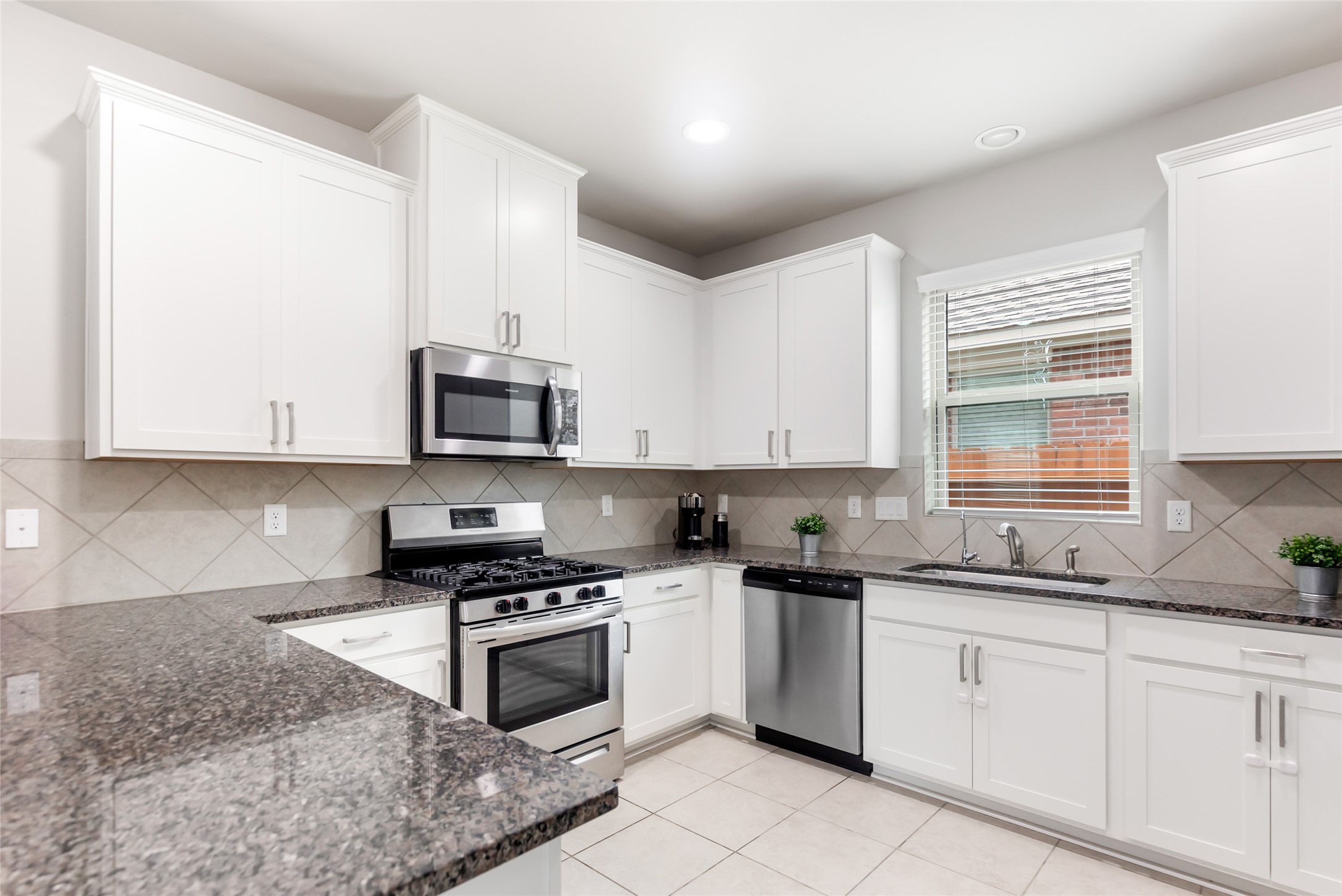 12923 Gallowhill Drive Property Photo 21