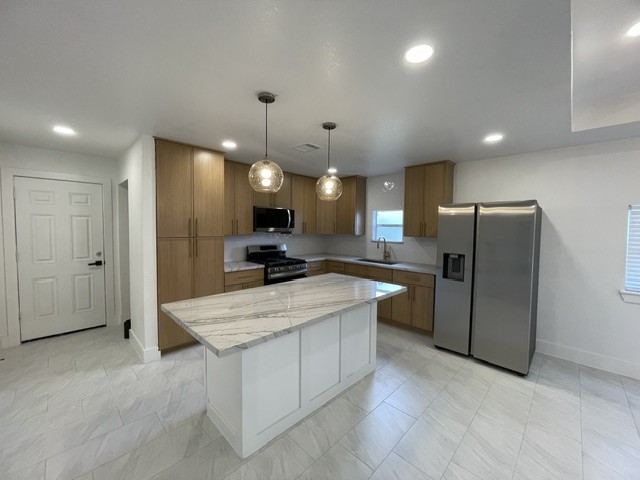 109 Del Monte Lane Property Photo 8