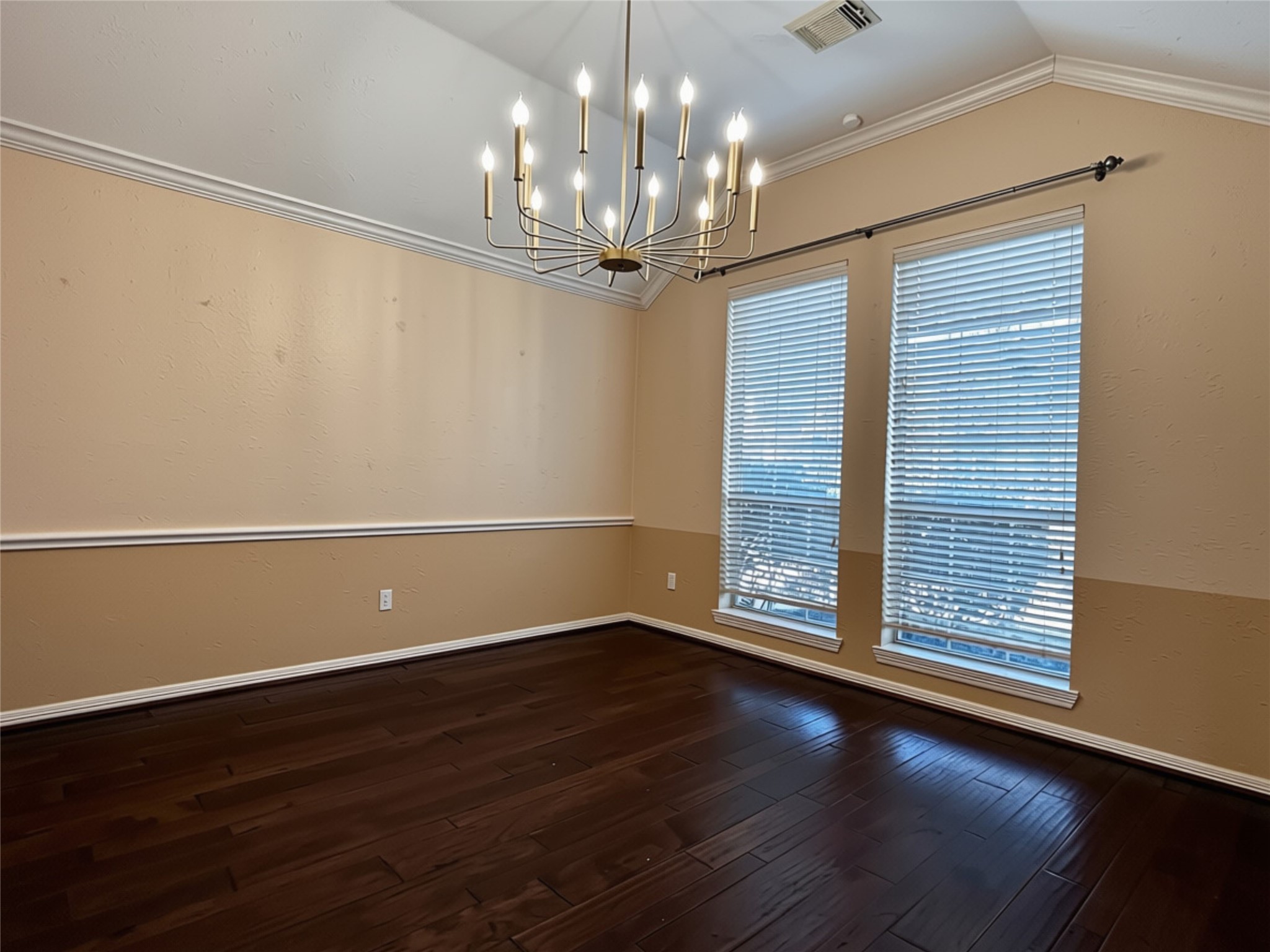 2726 Martinec Drive Property Photo 6