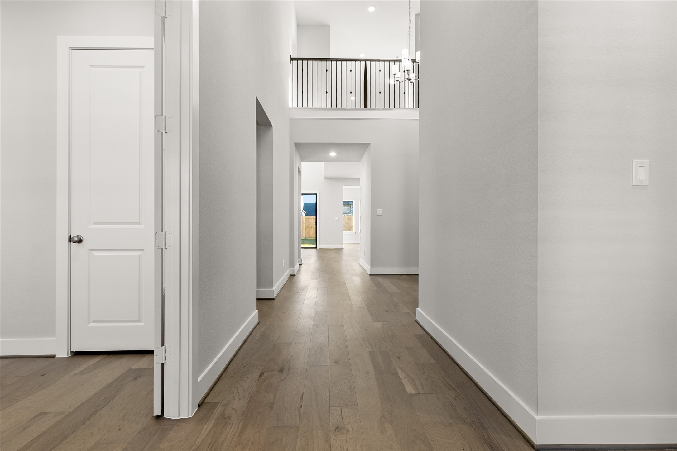 32019 Ledgewood Lane Property Photo 2