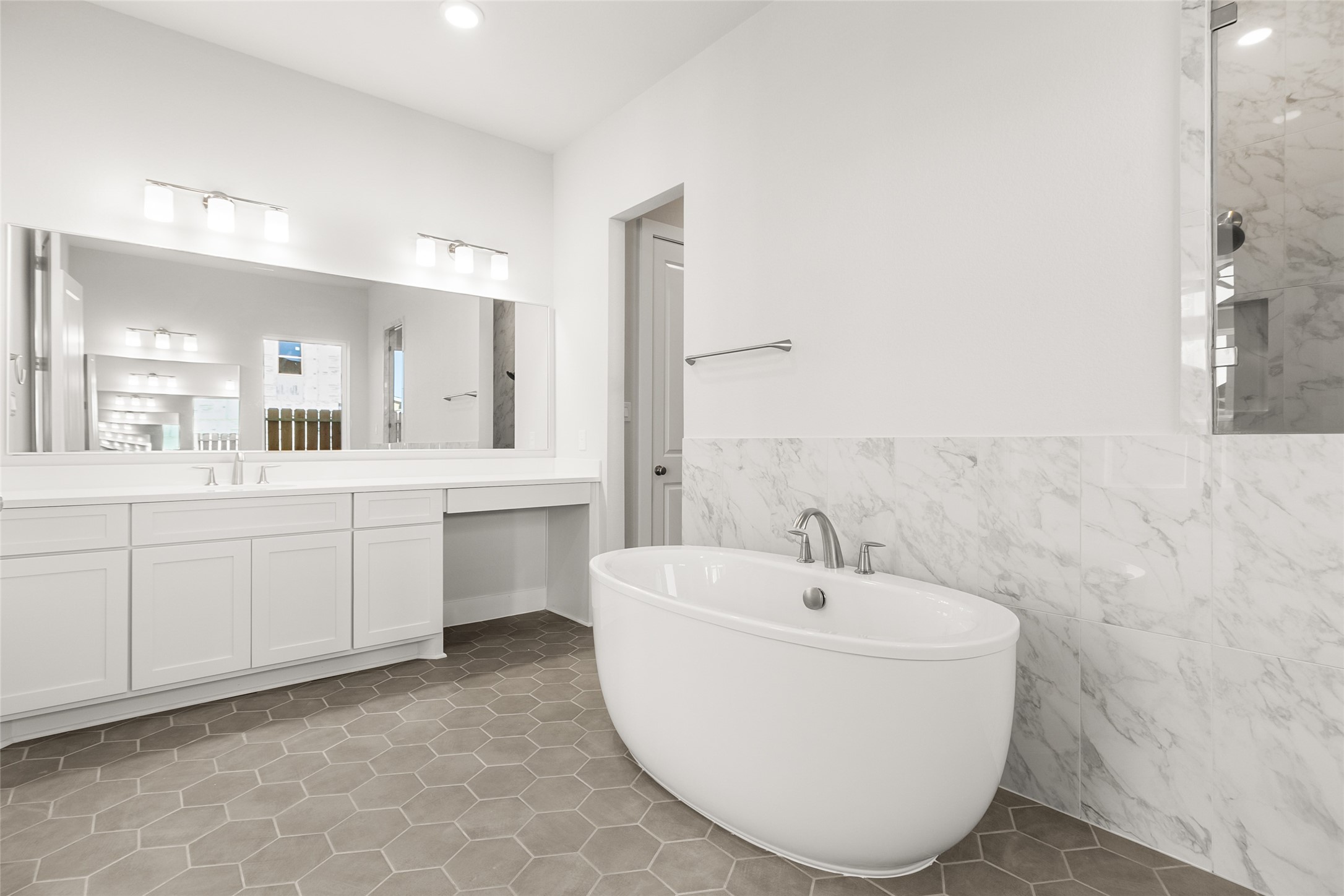 32019 Ledgewood Lane Property Photo 19