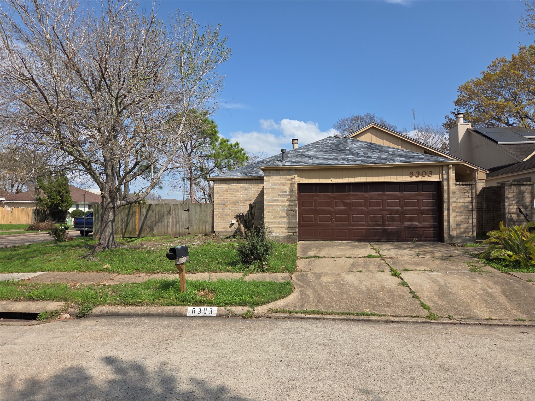 6303 Gladewell Drive Property Photo 1