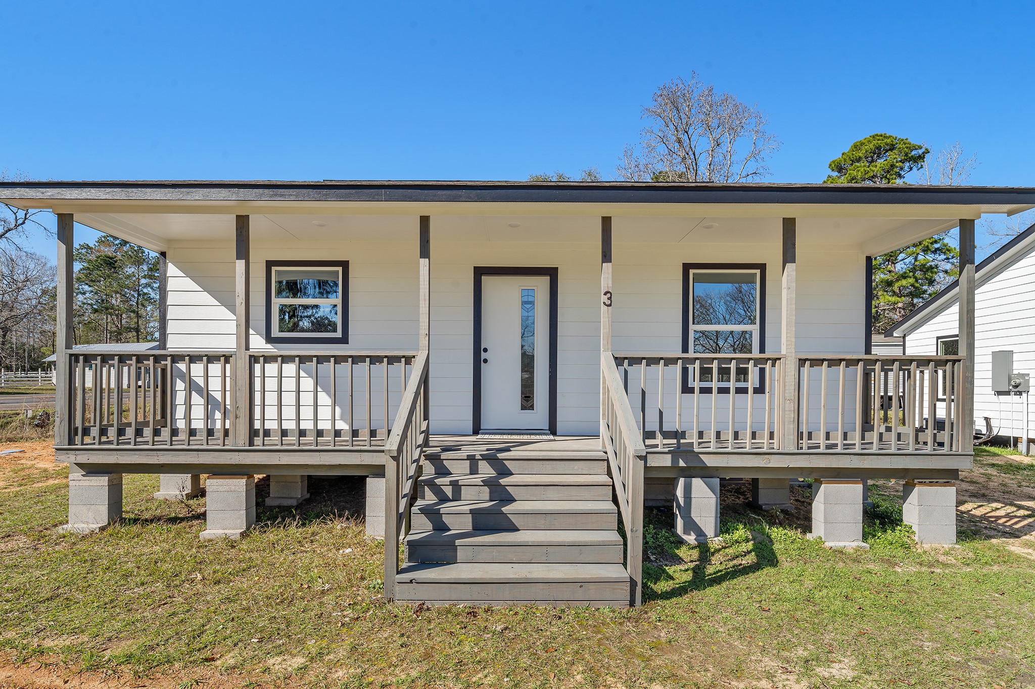 871 Highway 150 Property Photo 1