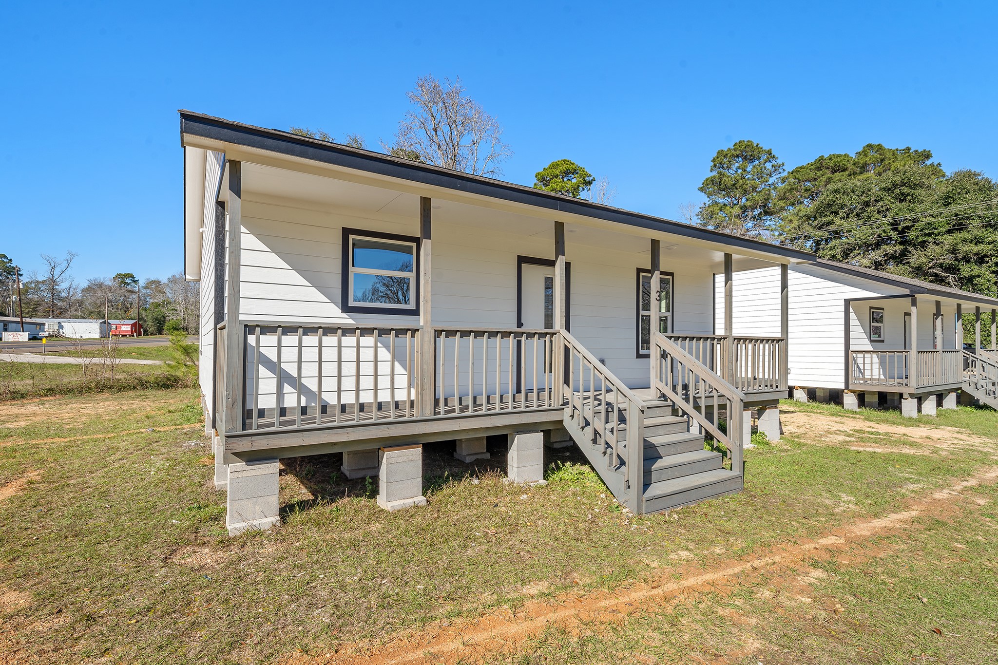 871 Highway 150 Property Photo 3