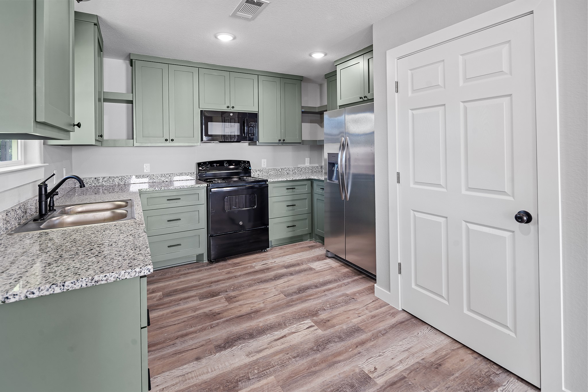 871 Highway 150 Property Photo 7