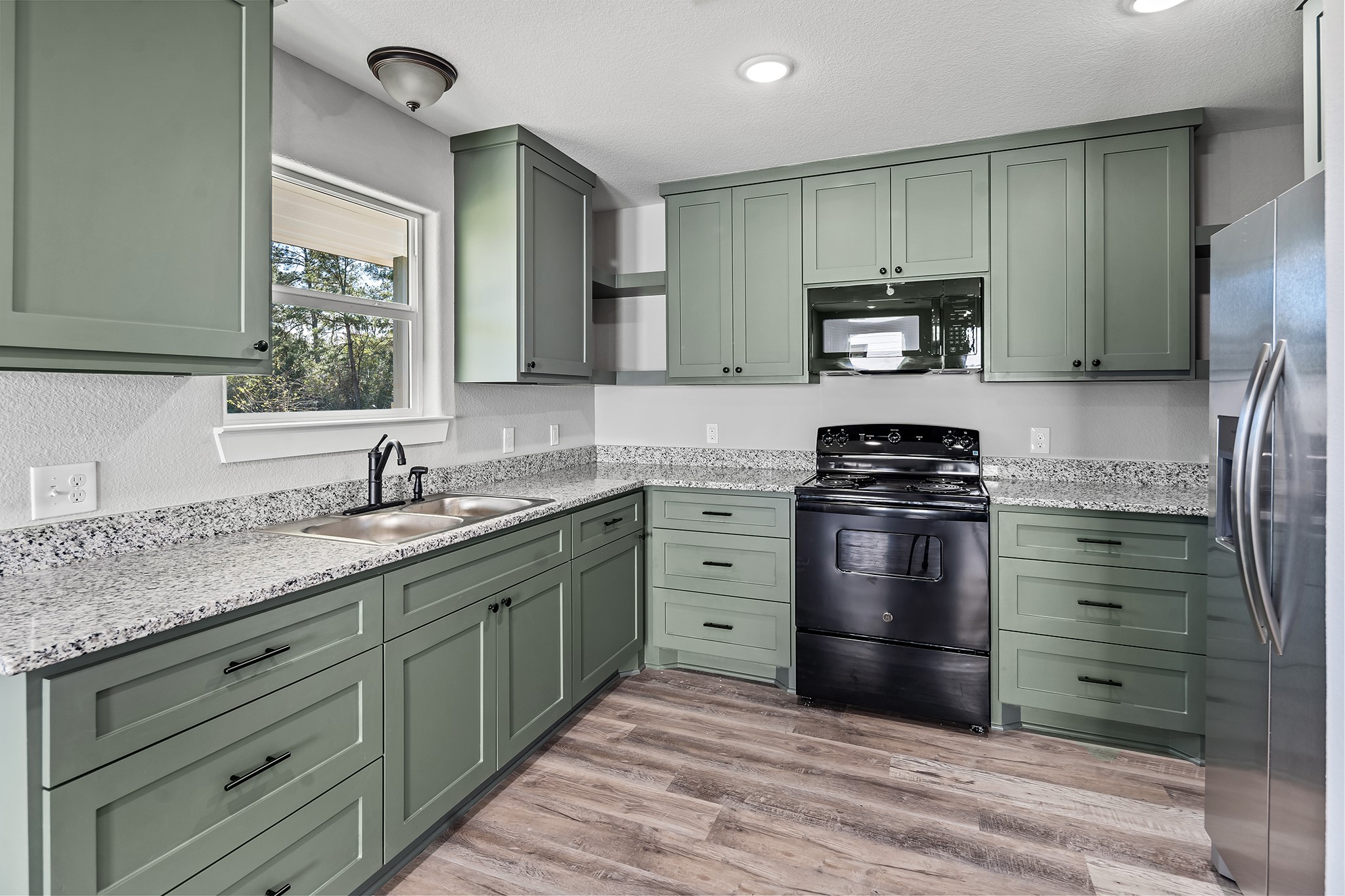 871 Highway 150 Property Photo 9