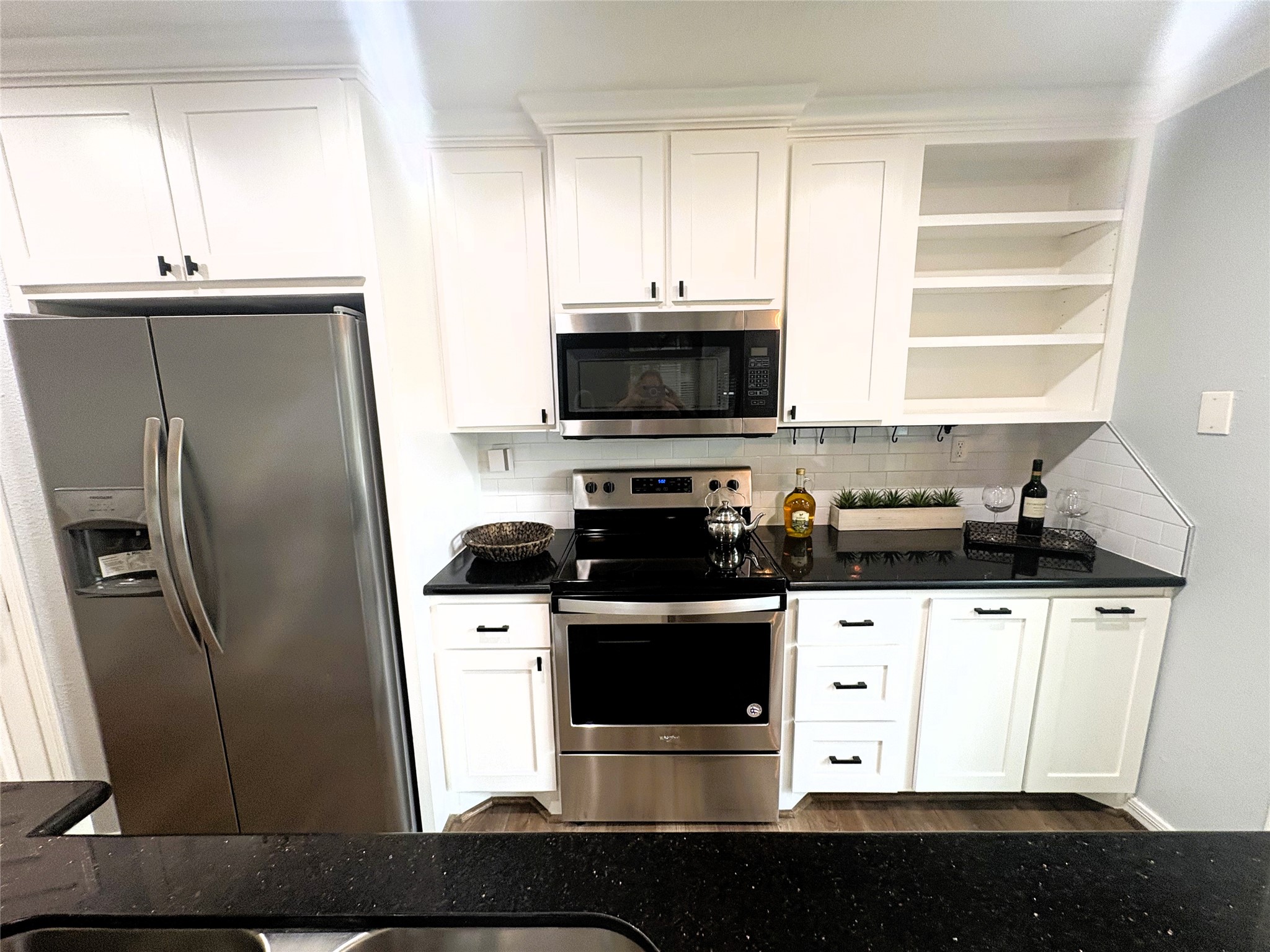 111 Dunbar Estates Drive 702 Property Photo 18