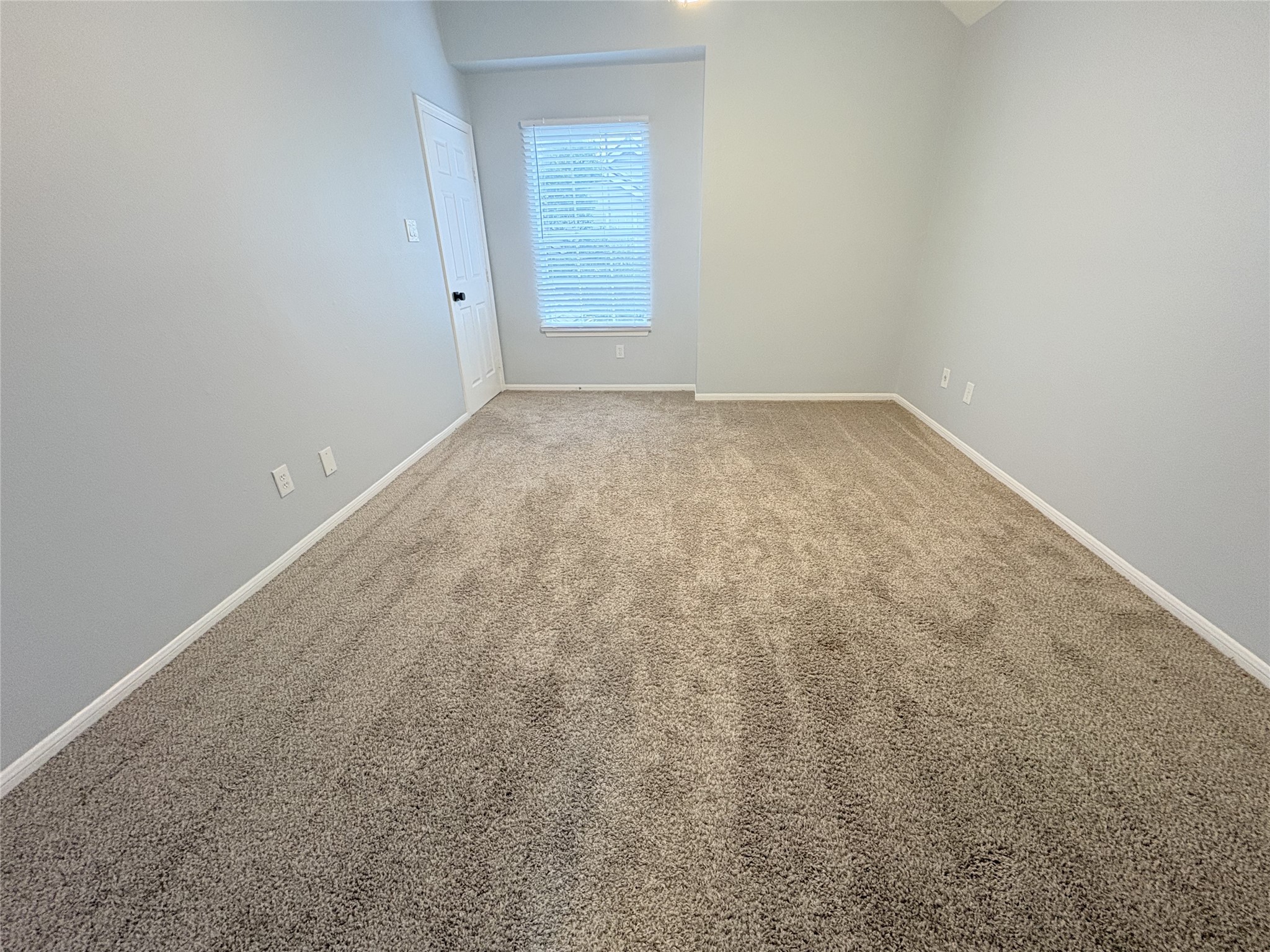 111 Dunbar Estates Drive 702 Property Photo 29