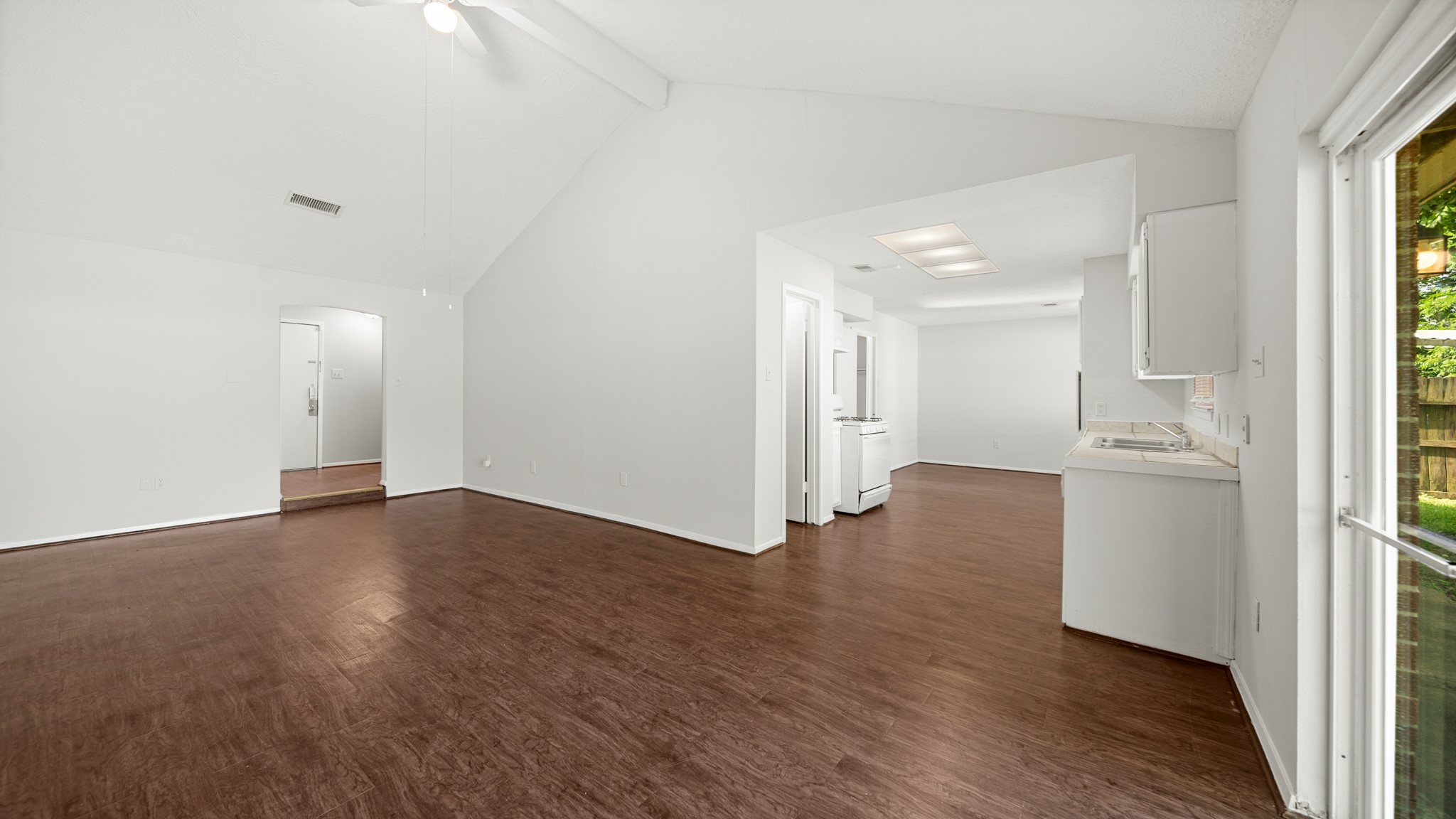 5411 Lorraine Drive Property Photo 5