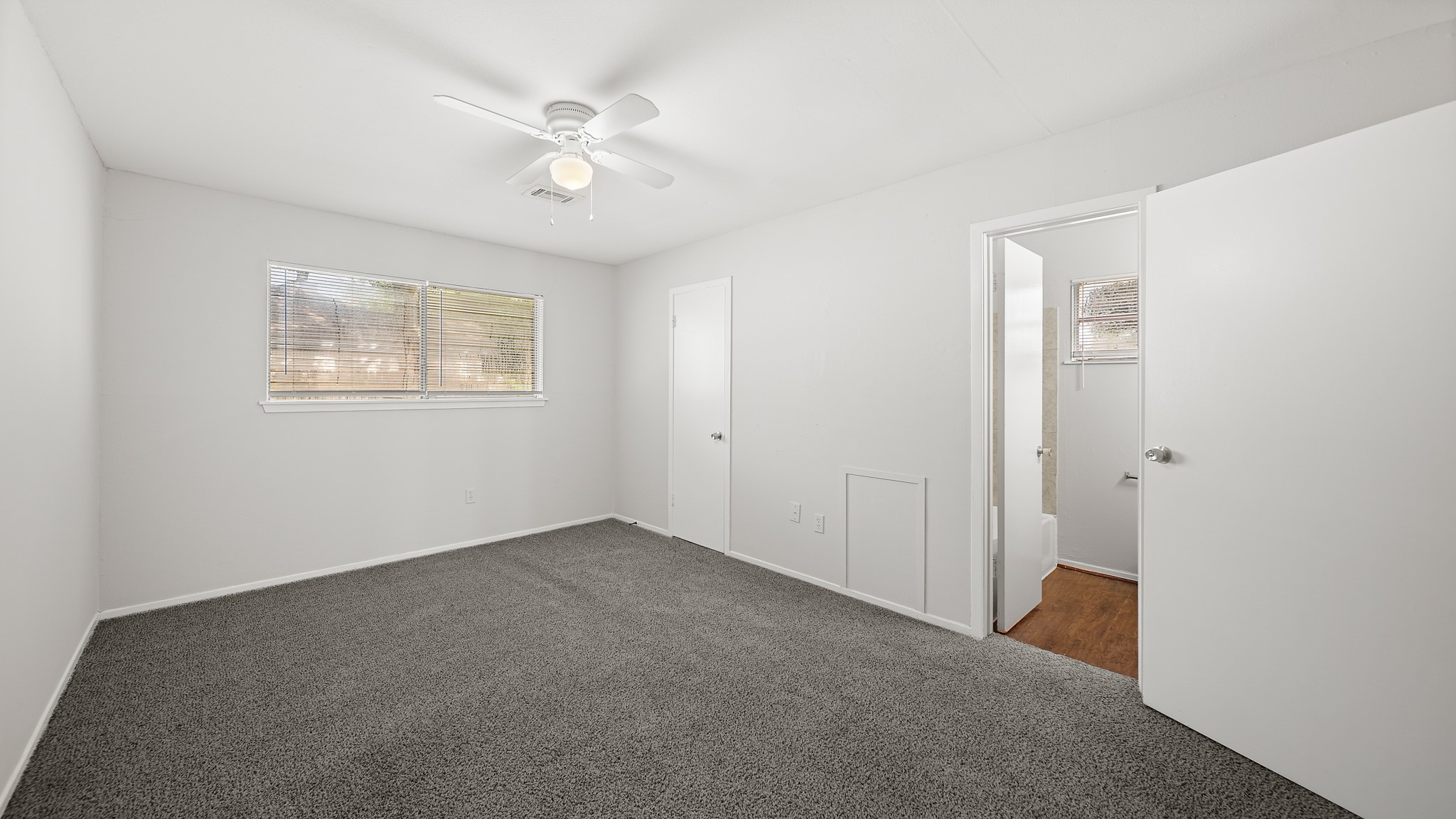 5411 Lorraine Drive Property Photo 9