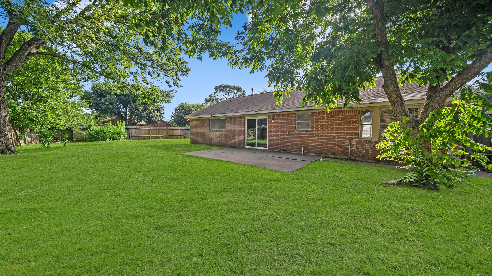 5411 Lorraine Drive Property Photo 11