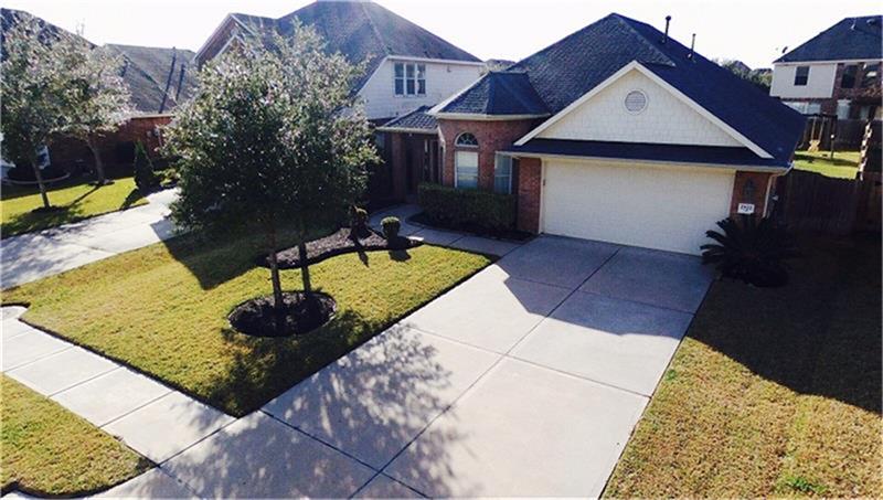 2822 Chalet Knolls Lane Property Photo 1