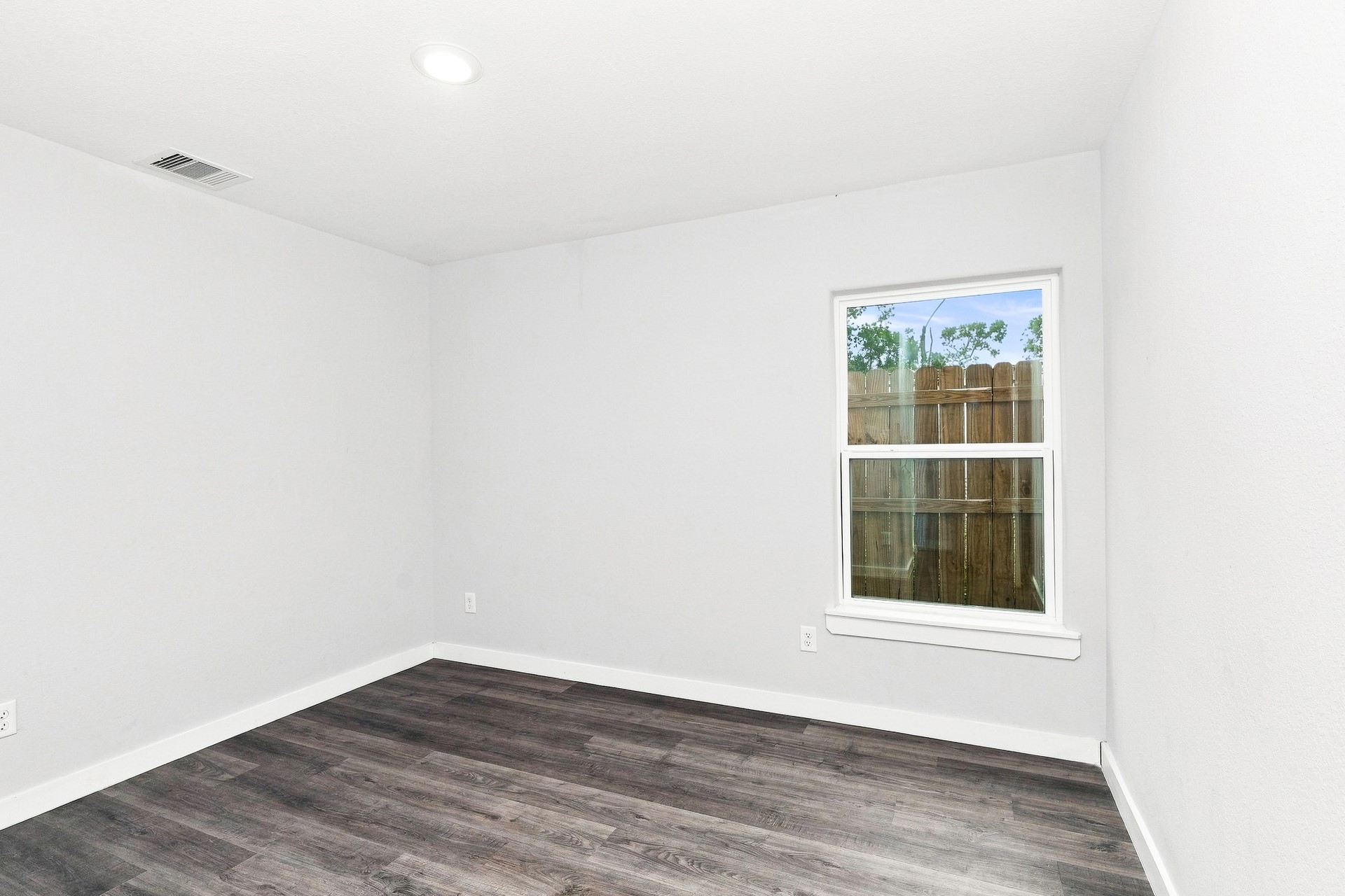 8216 Richland Drive B Property Photo 6