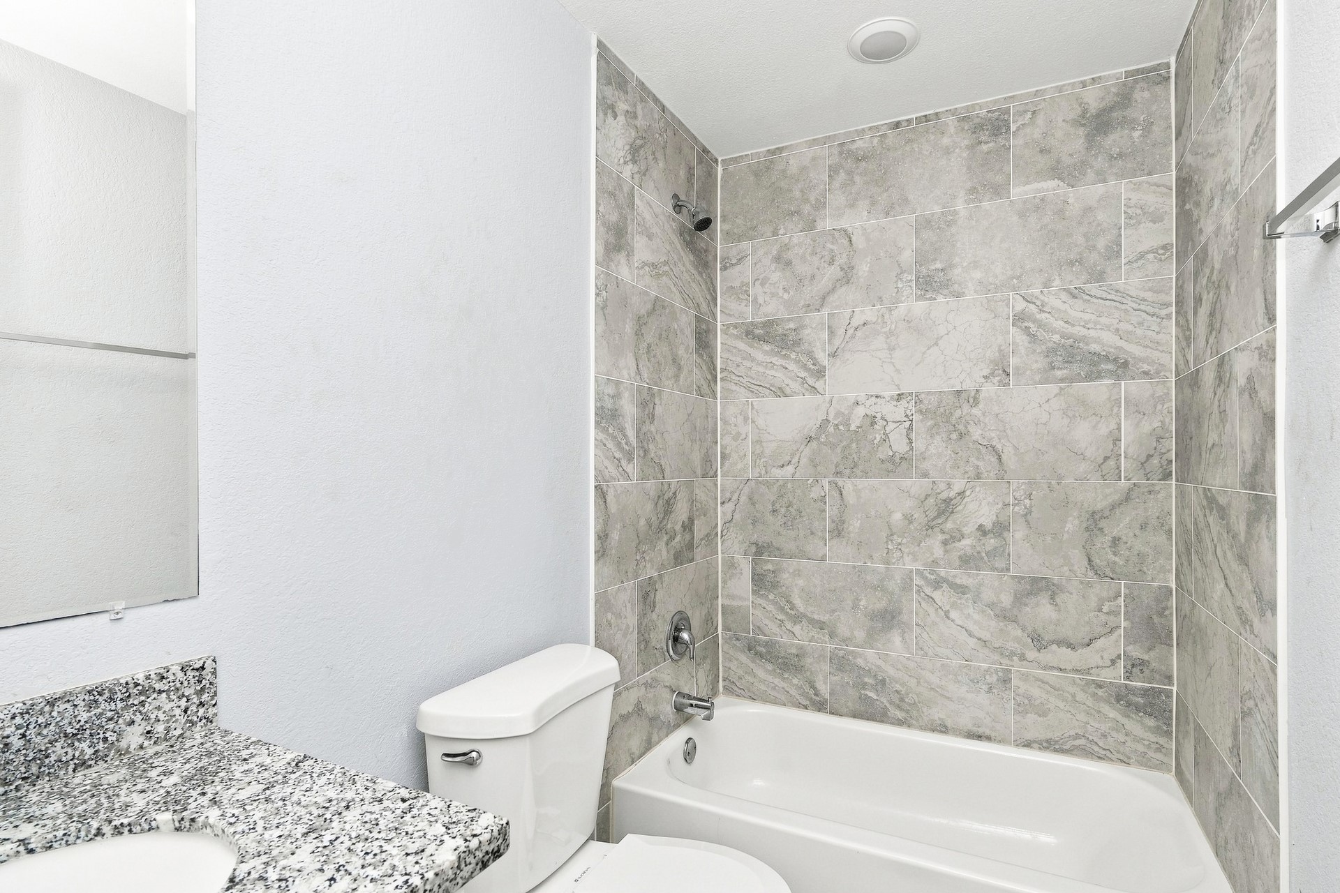 8216 Richland Drive B Property Photo 8