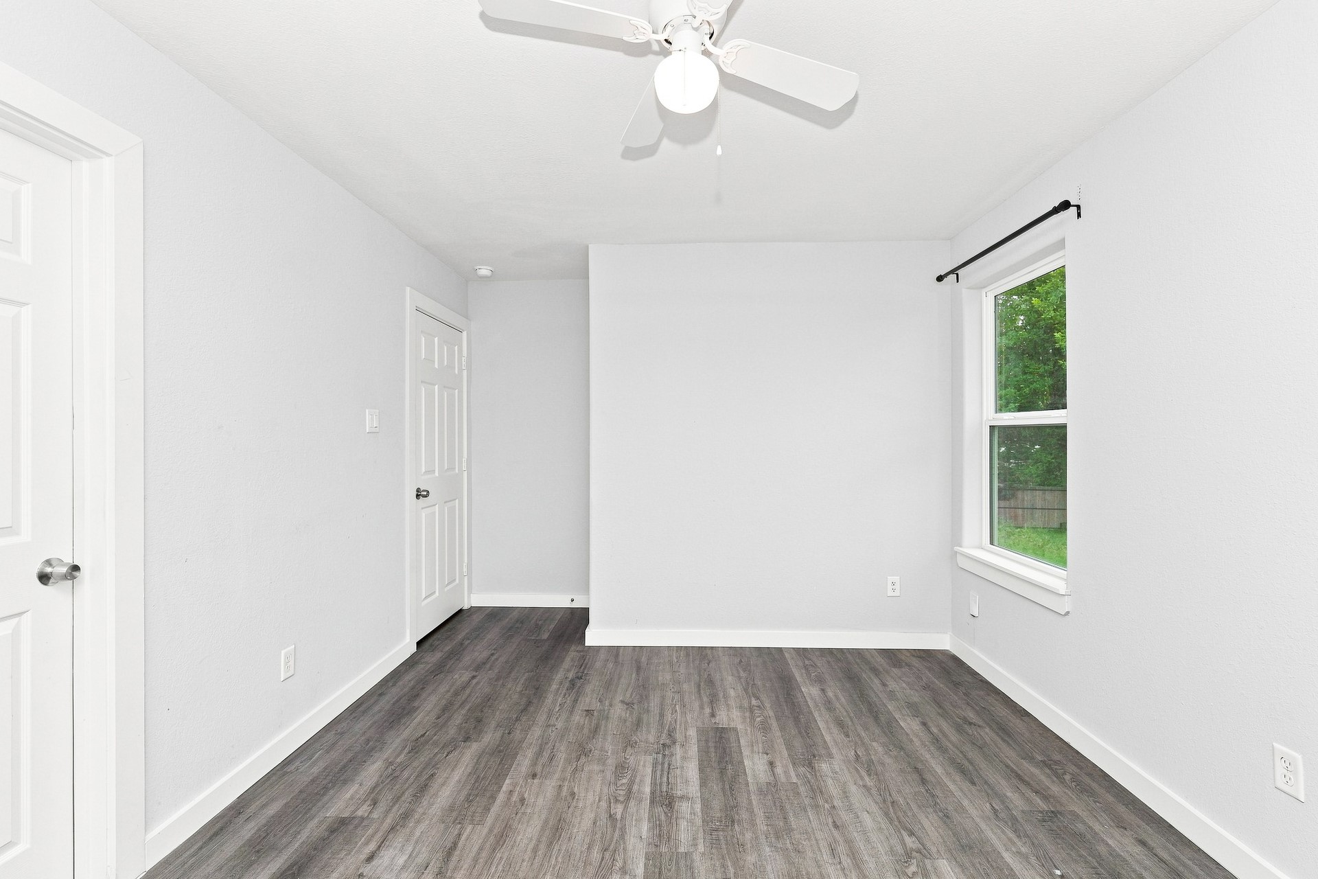8216 Richland Drive B Property Photo 10