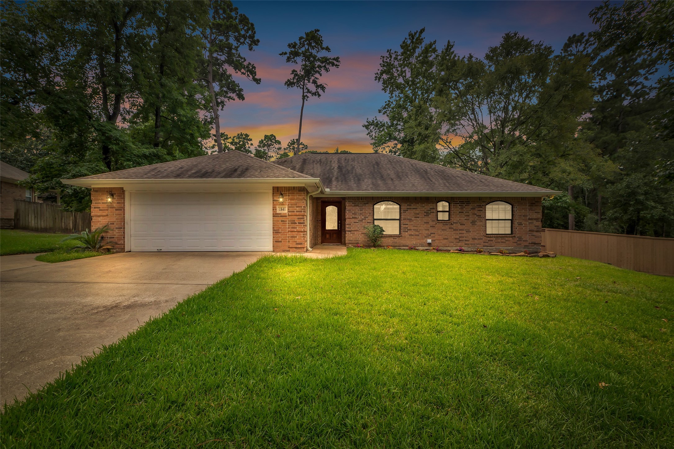 1841 Rollingwood Drive Property Photo 1
