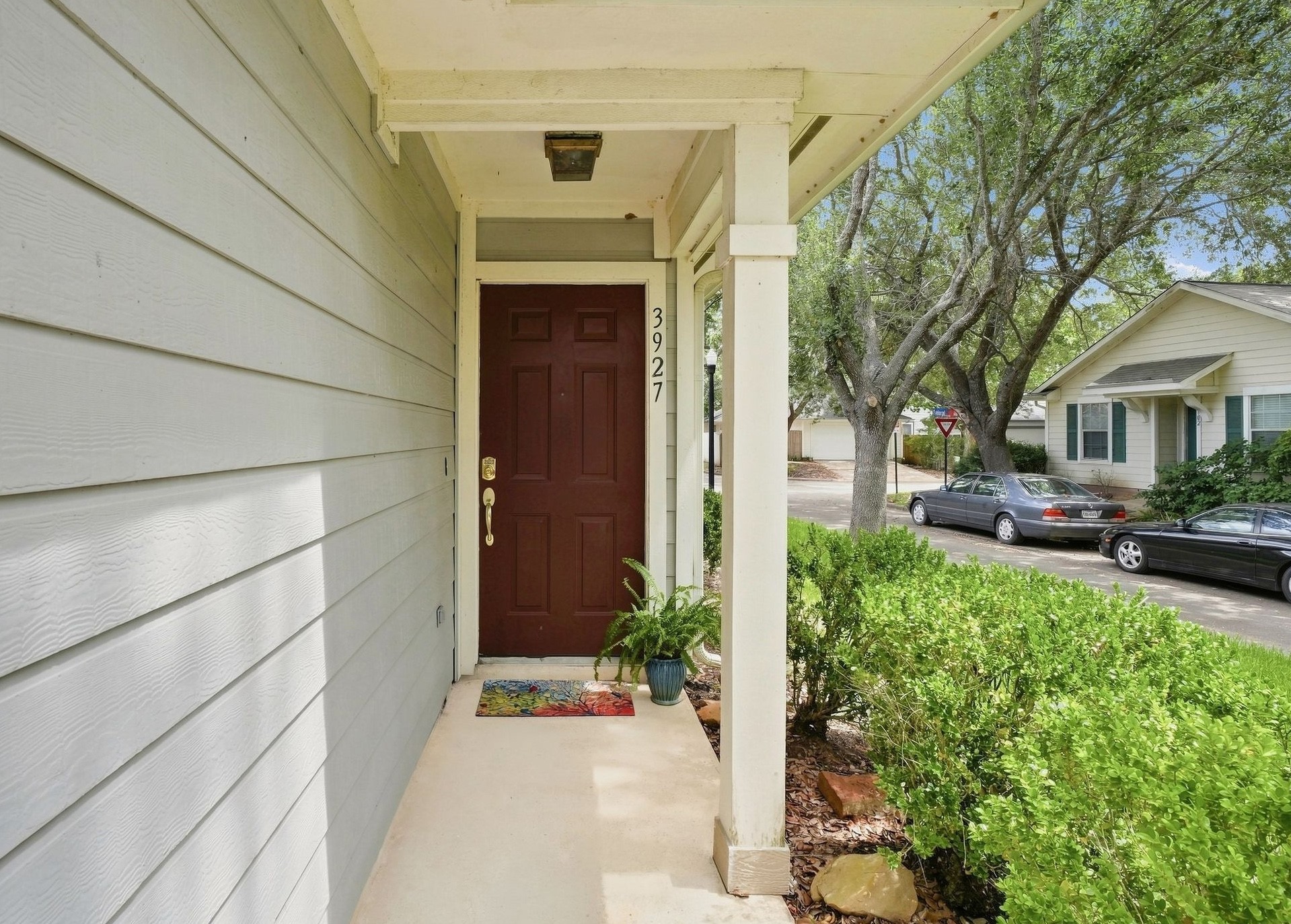 3927 Federal Lane Property Photo 4