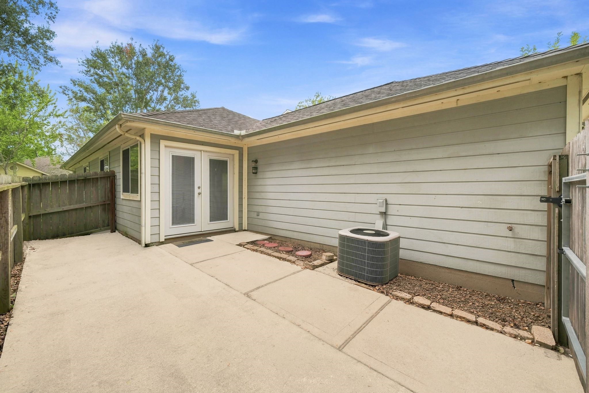 3927 Federal Lane Property Photo 31