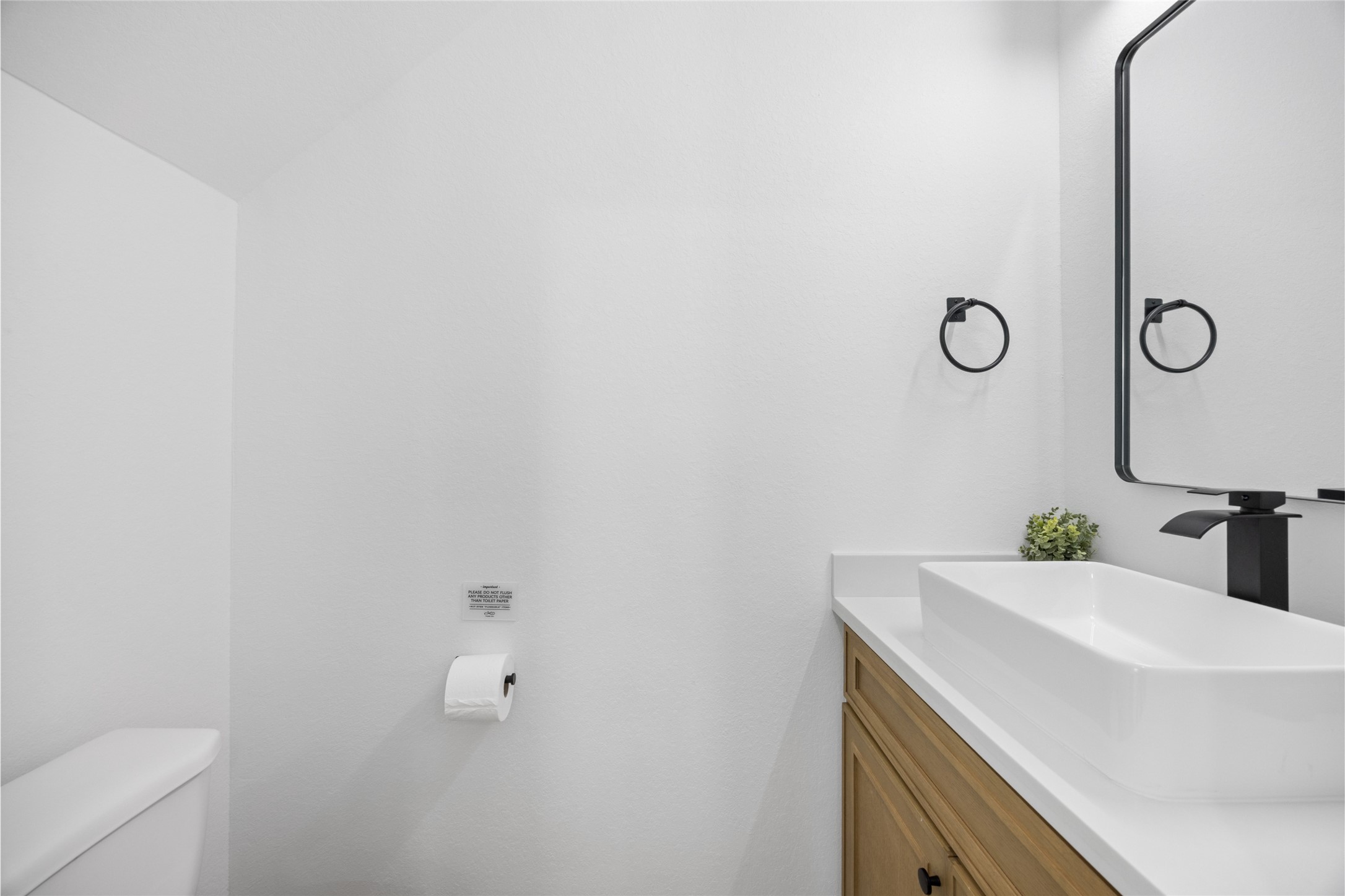 9019 Comal Street B Property Photo 31