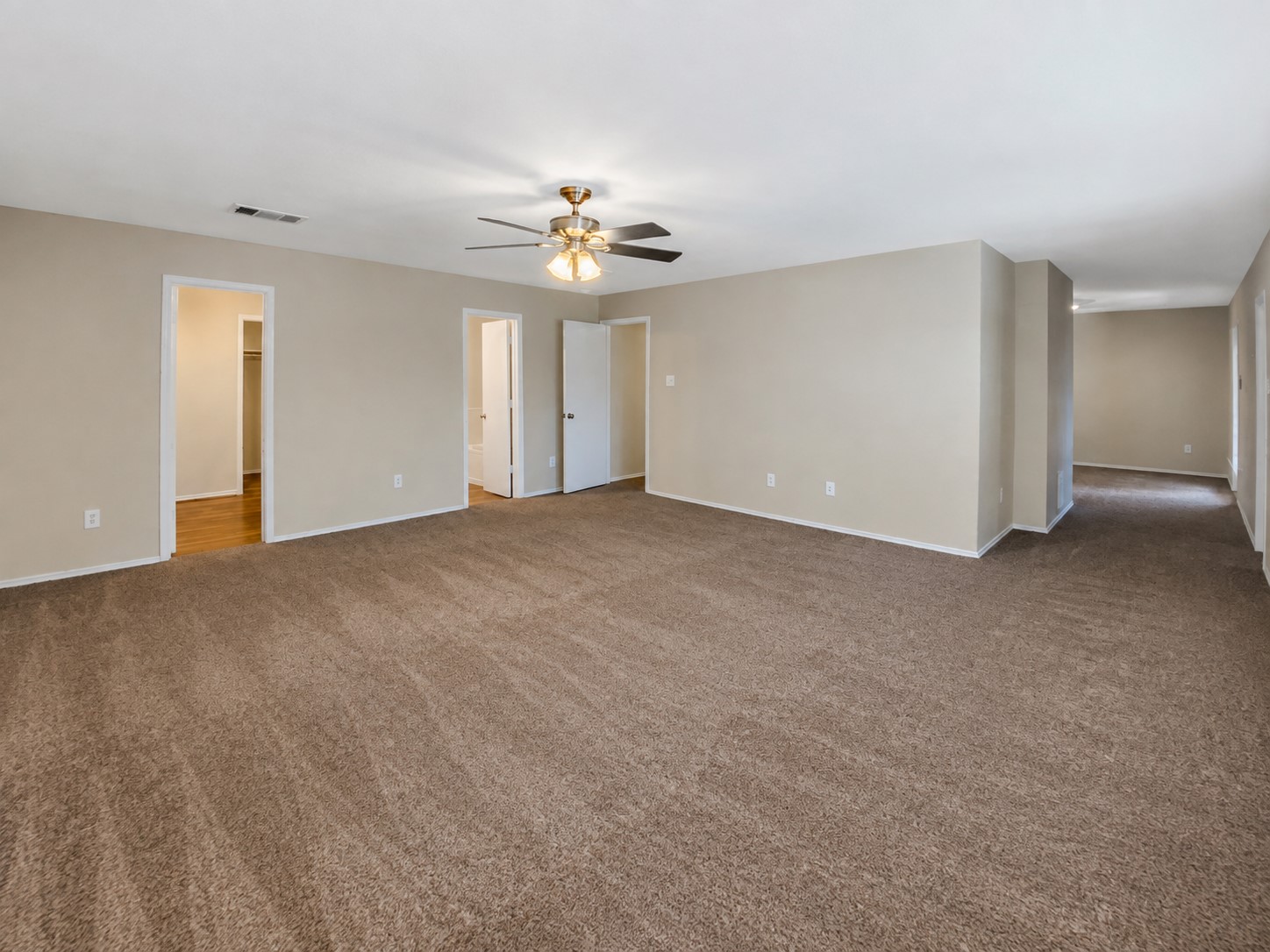 525 Eagles Nest Cove Property Photo 22
