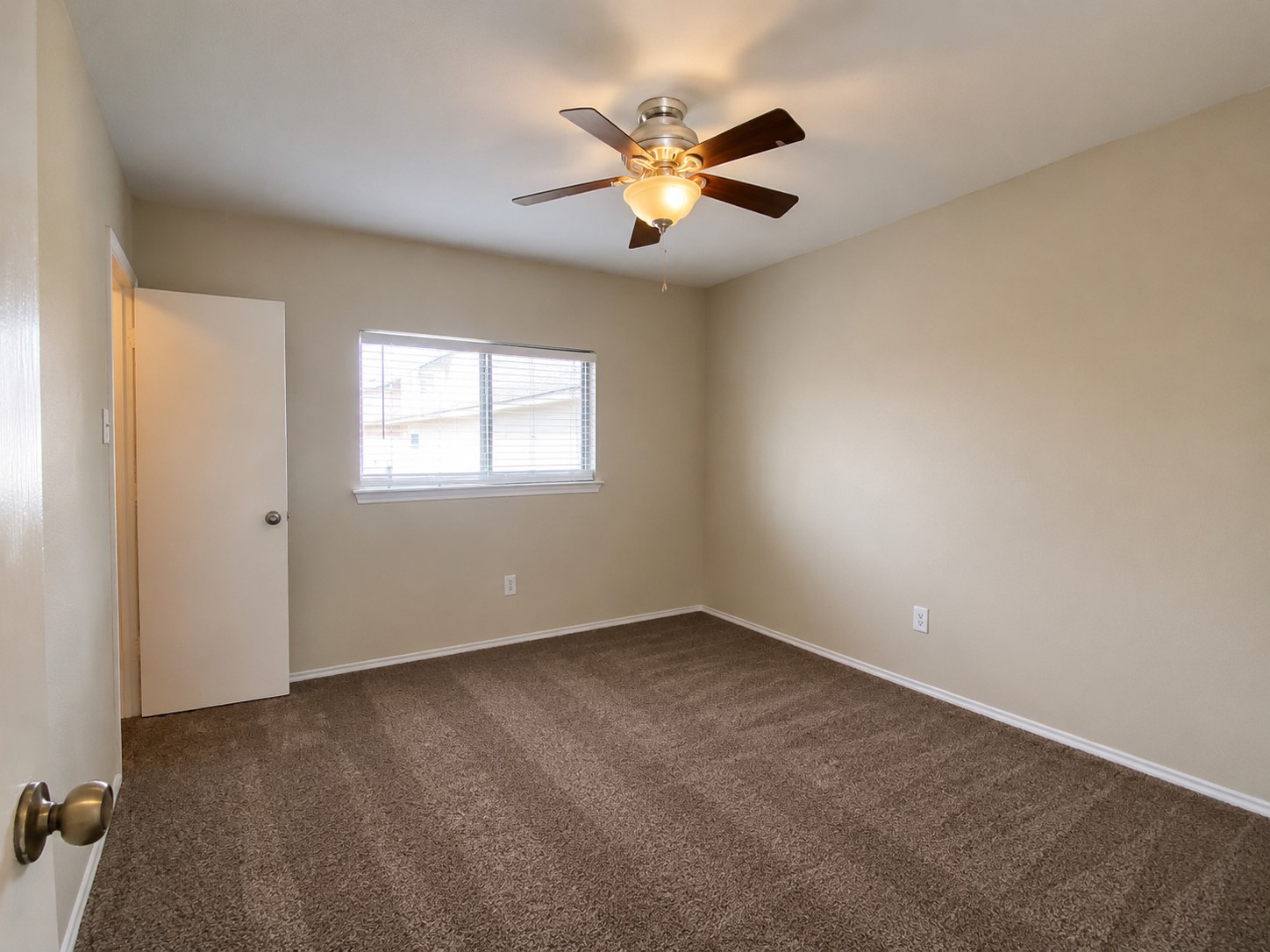 525 Eagles Nest Cove Property Photo 38