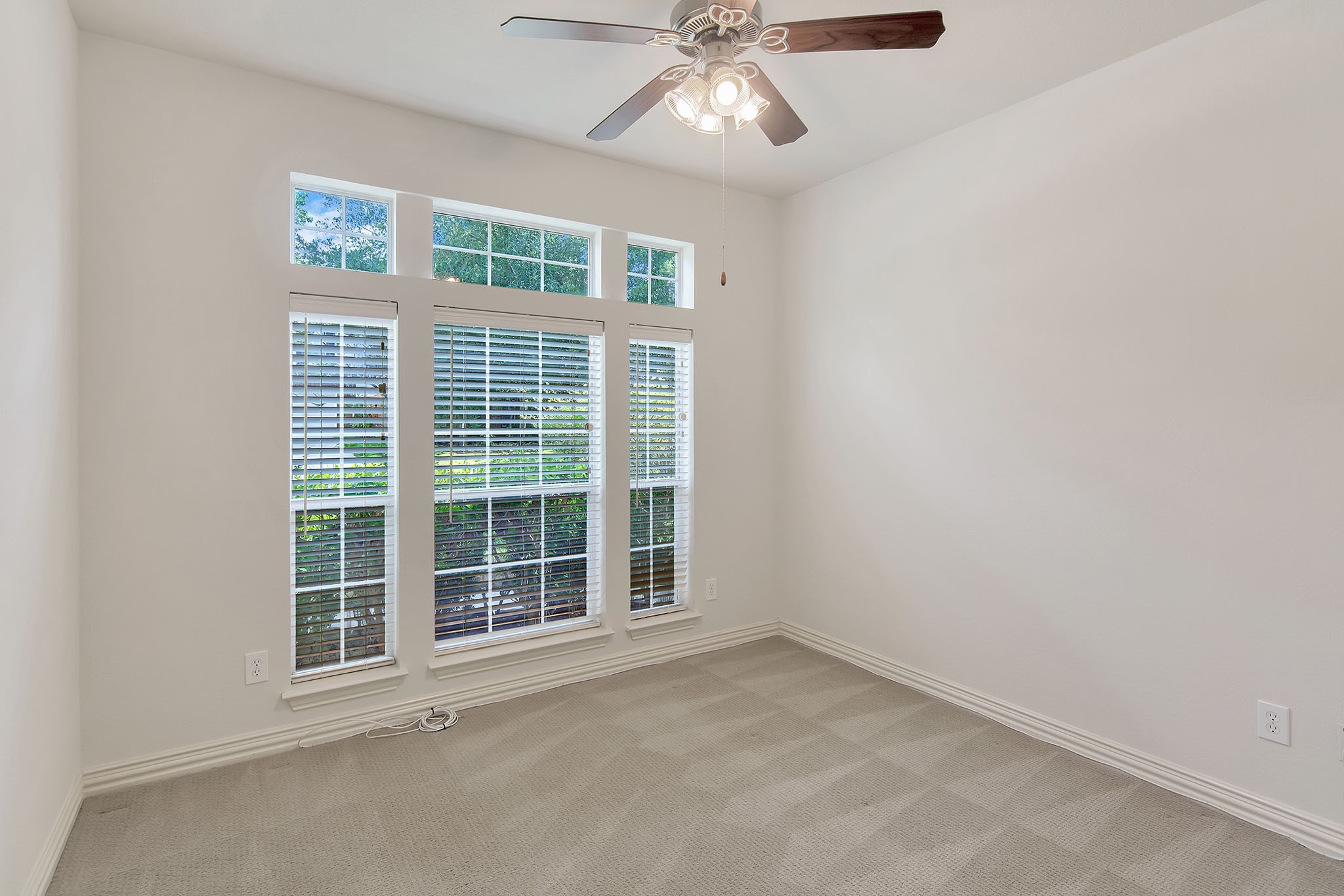 27 Frontera Property Photo 25