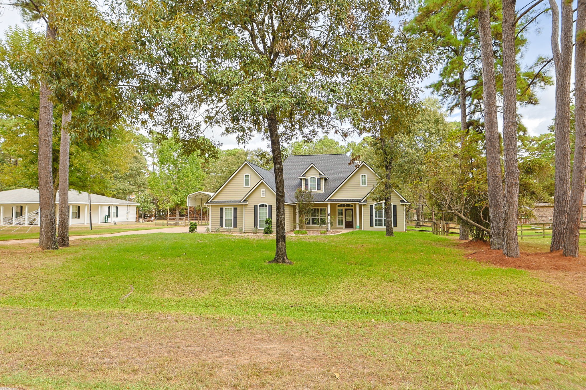 22502 Lantana Drive Property Photo 1