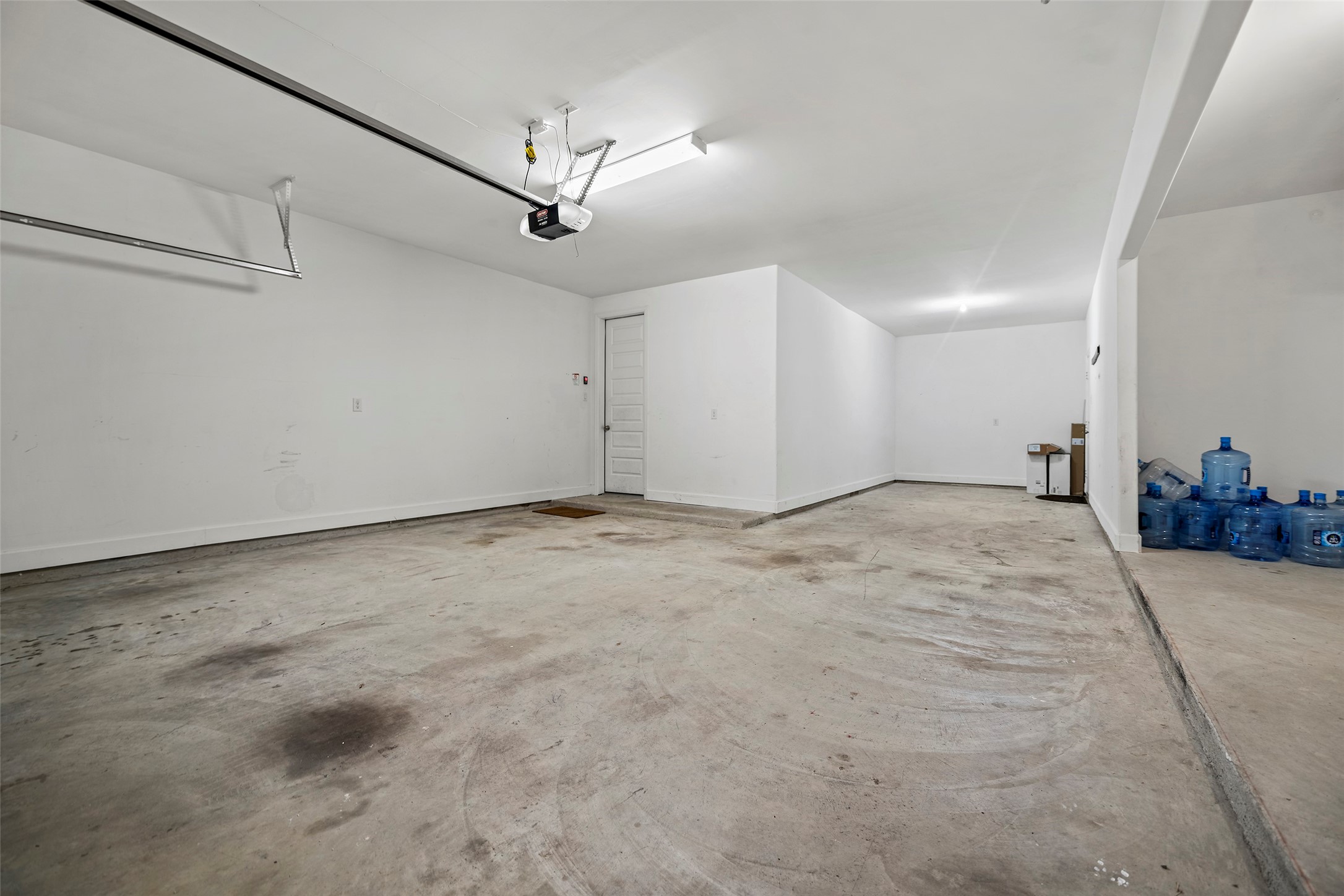 28946 Parker Ridge Drive Property Photo 9