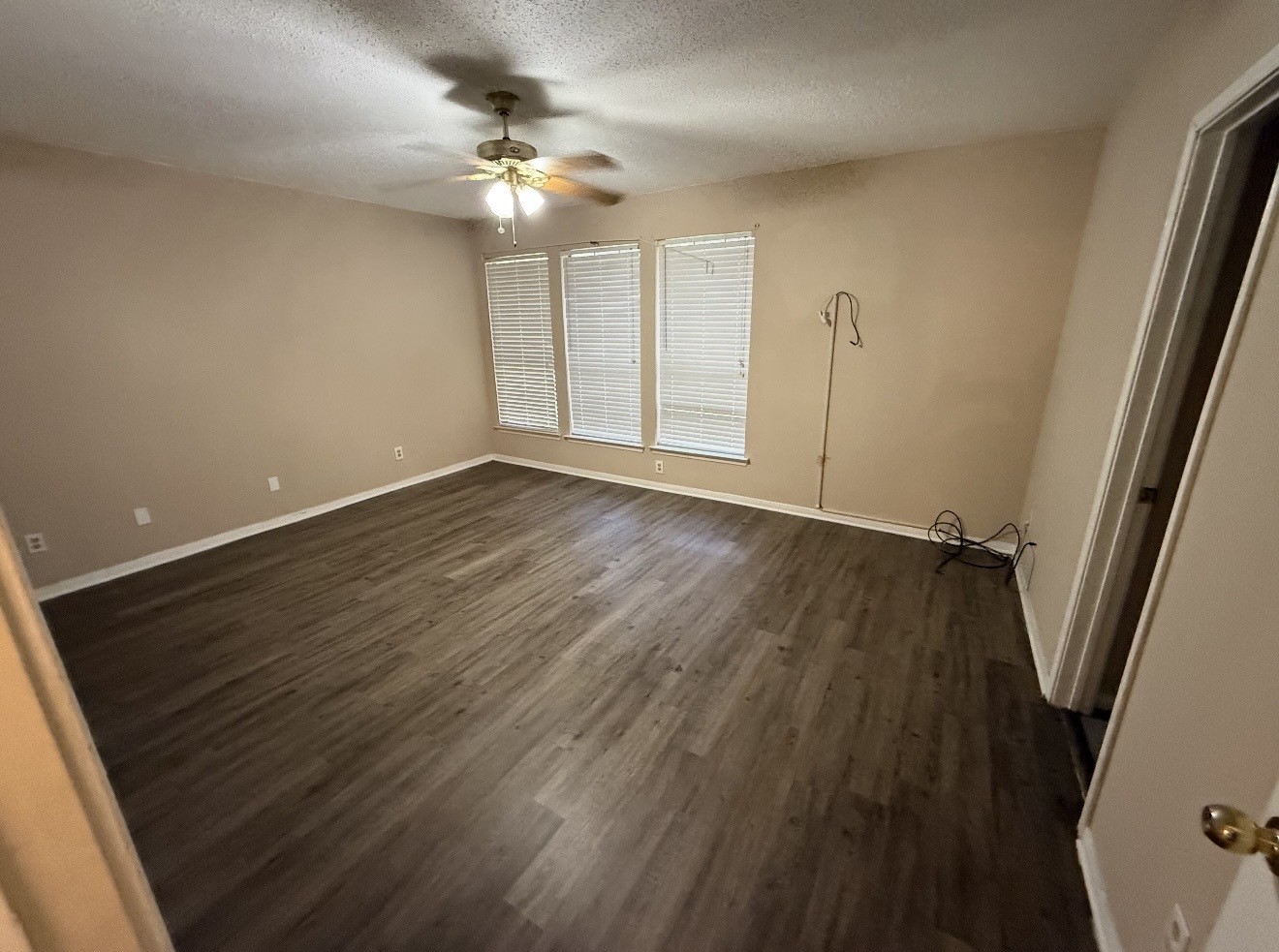 2610 Encina Dr 1 Property Photo 6