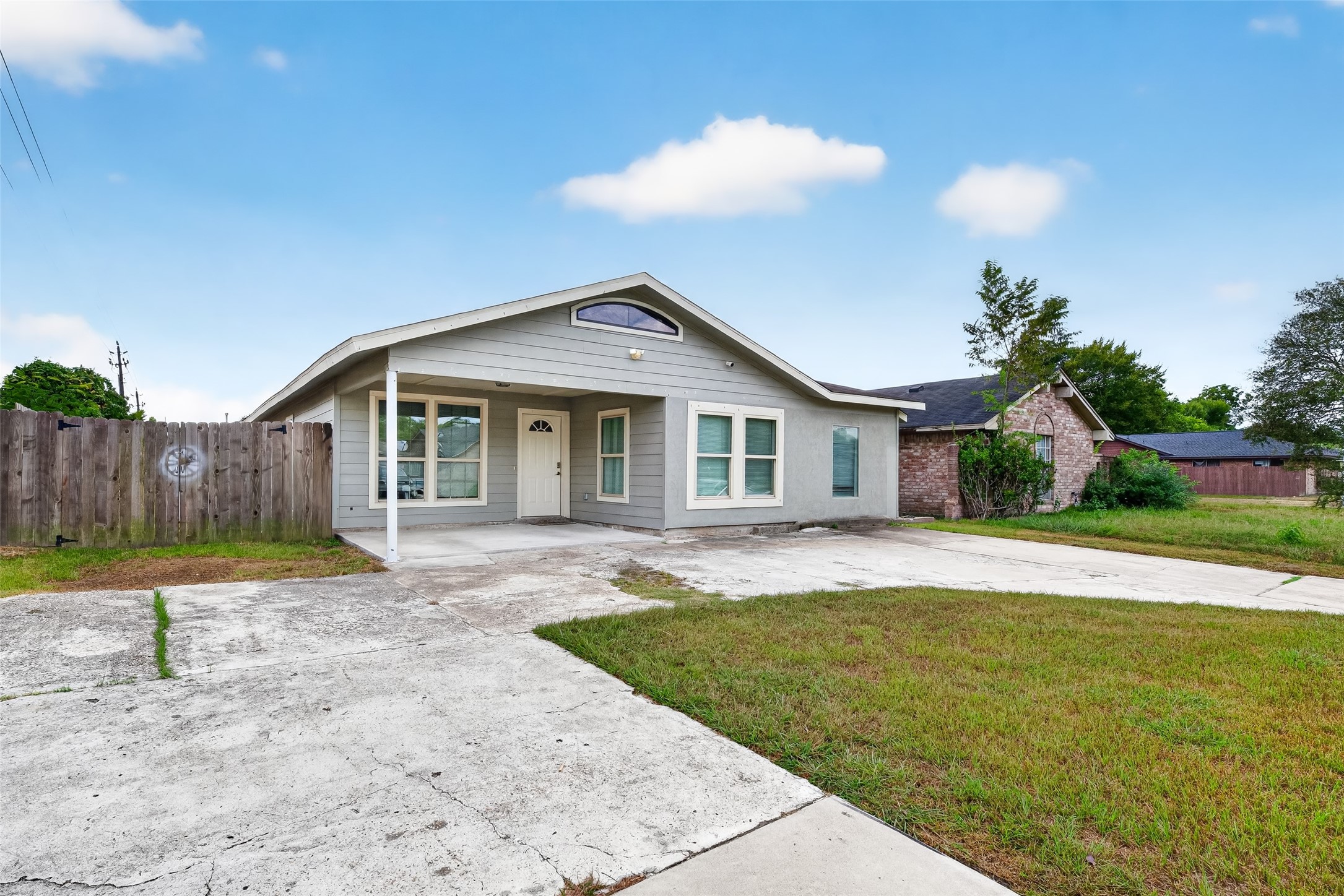 1035 Francitas Drive Property Photo 1
