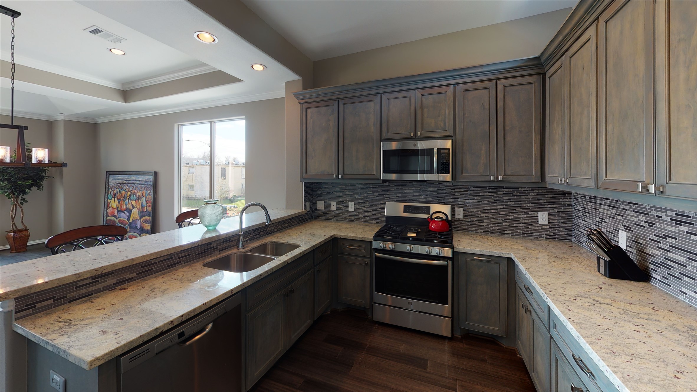 3911 Griggs Road Property Photo 36