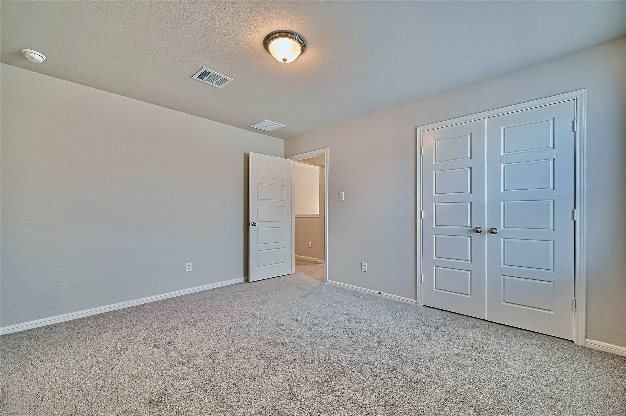 27231 Blue Pool Drive Property Photo 11