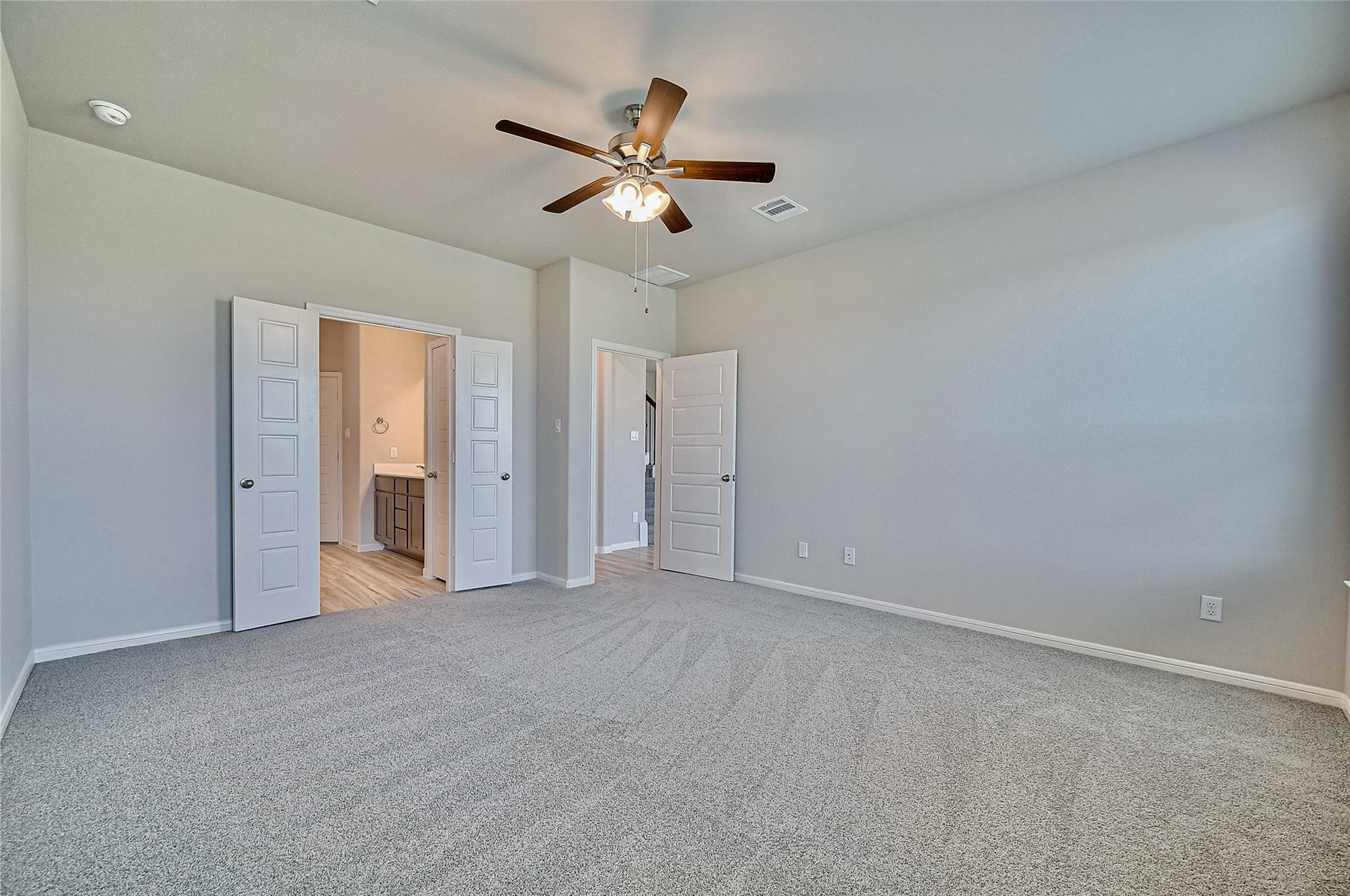 27231 Blue Pool Drive Property Photo 13